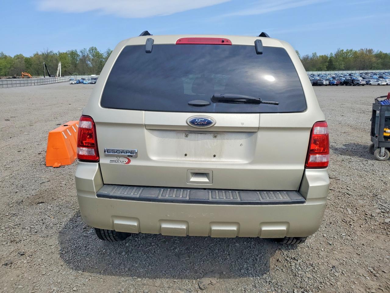 2012 Ford Escape Xlt Beige vin: 1FMCU0D75CKB96451