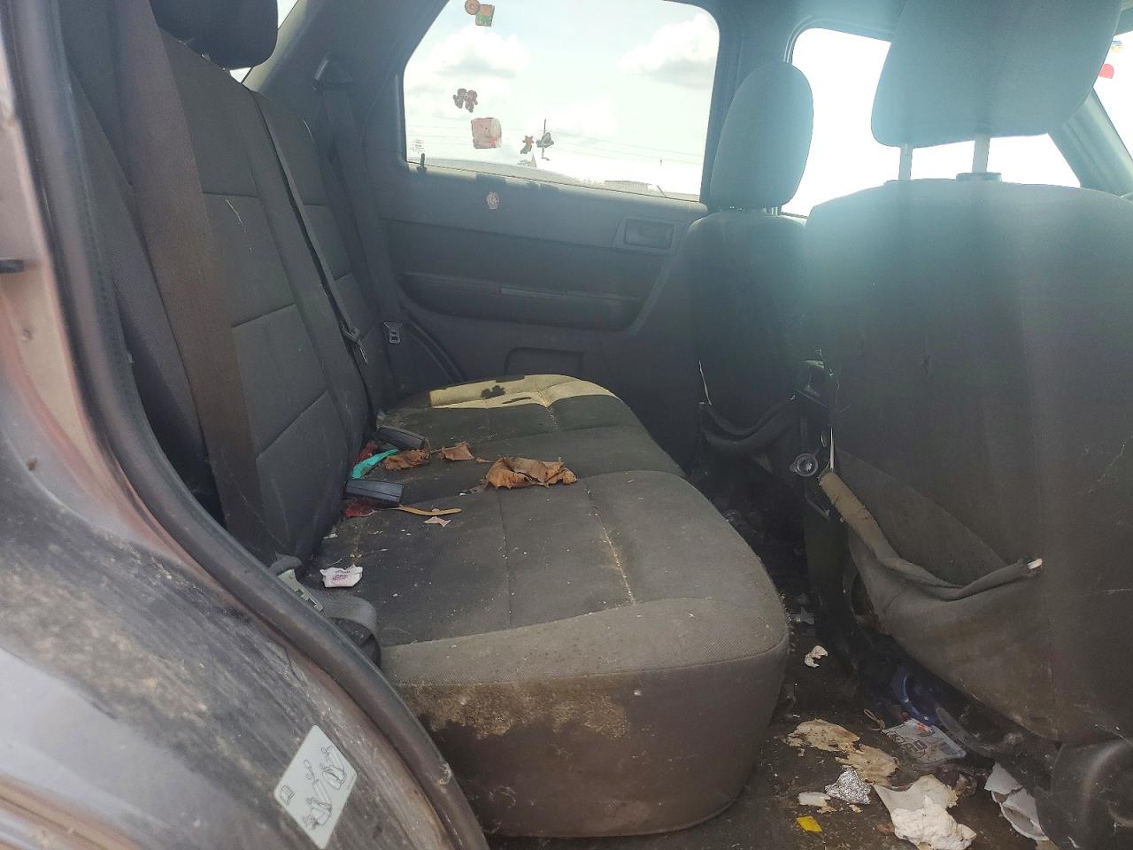 2012 Ford Escape Gray vin: 1FMCU0D75CKC18013