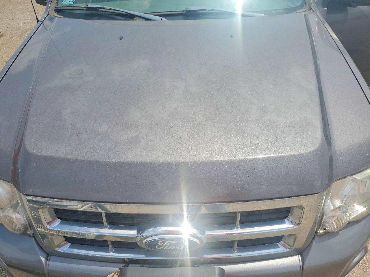 2012 Ford Escape Gray vin: 1FMCU0D75CKC18013