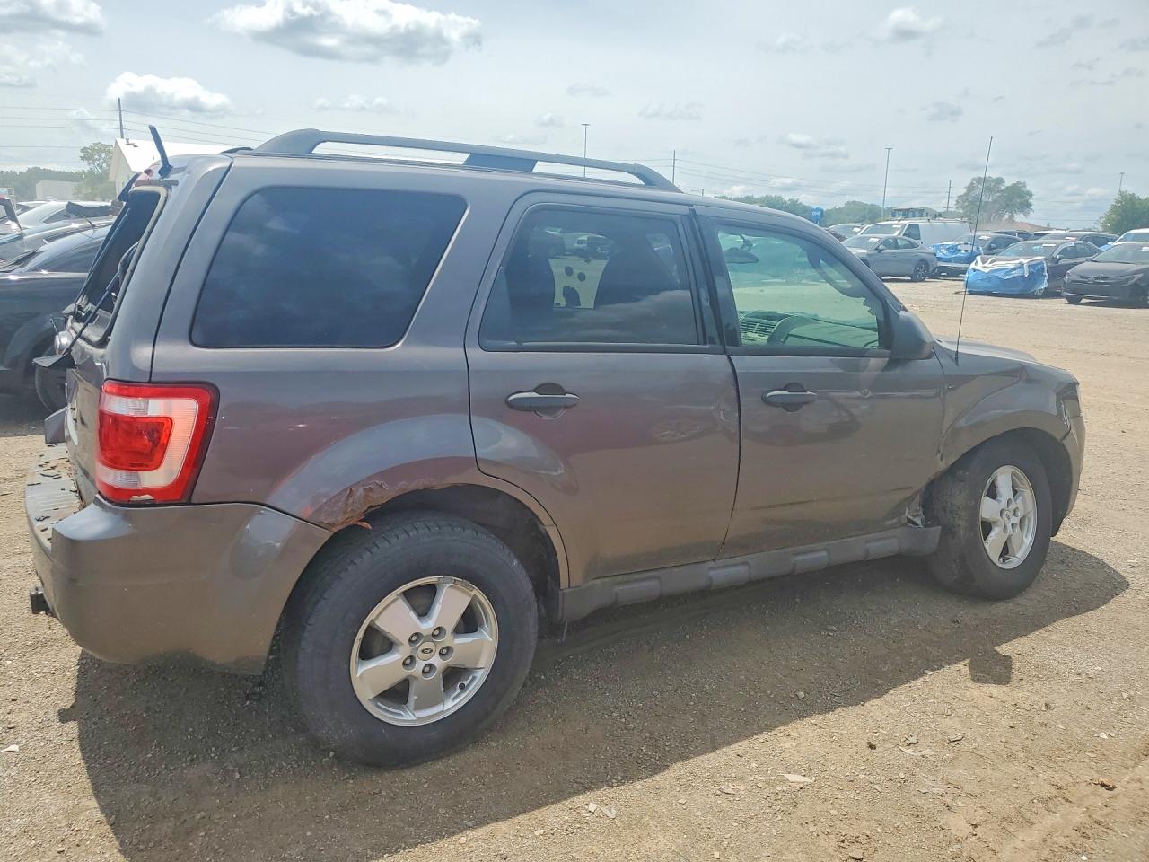2012 Ford Escape Gray vin: 1FMCU0D75CKC18013