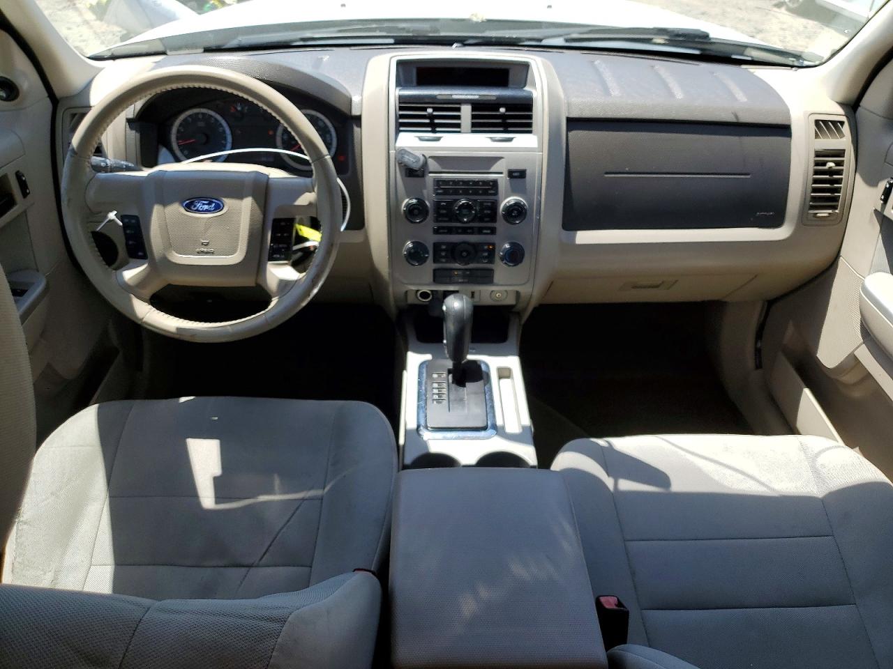 2012 Ford Escape Xlt White vin: 1FMCU0D75CKC45972
