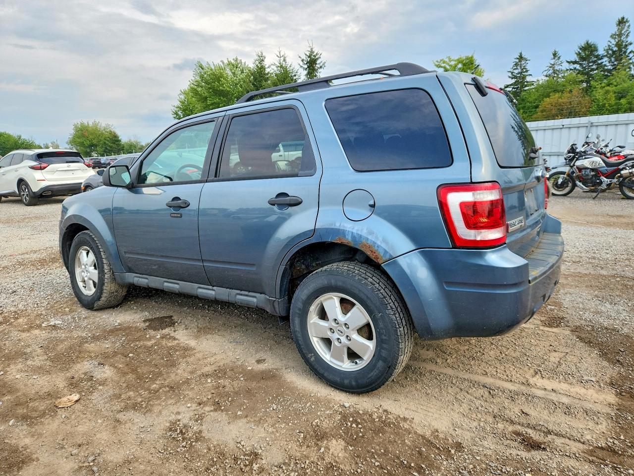 2012 Ford Escape Xlt Blue vin: 1FMCU0D75CKC50251