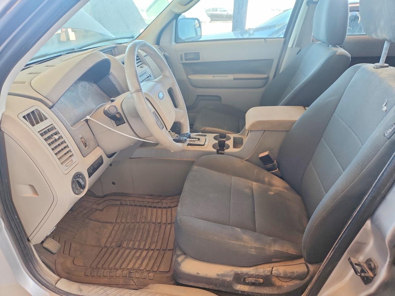 2010 Ford Escape Xlt Silver vin: 1FMCU0D76AKA87686