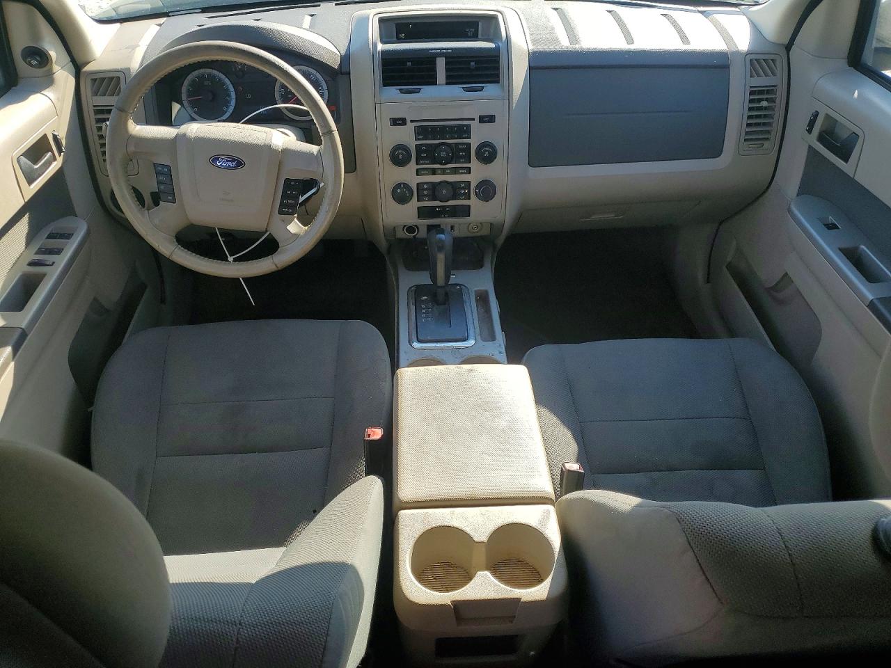 2010 Ford Escape Xlt Black vin: 1FMCU0D76AKA93567