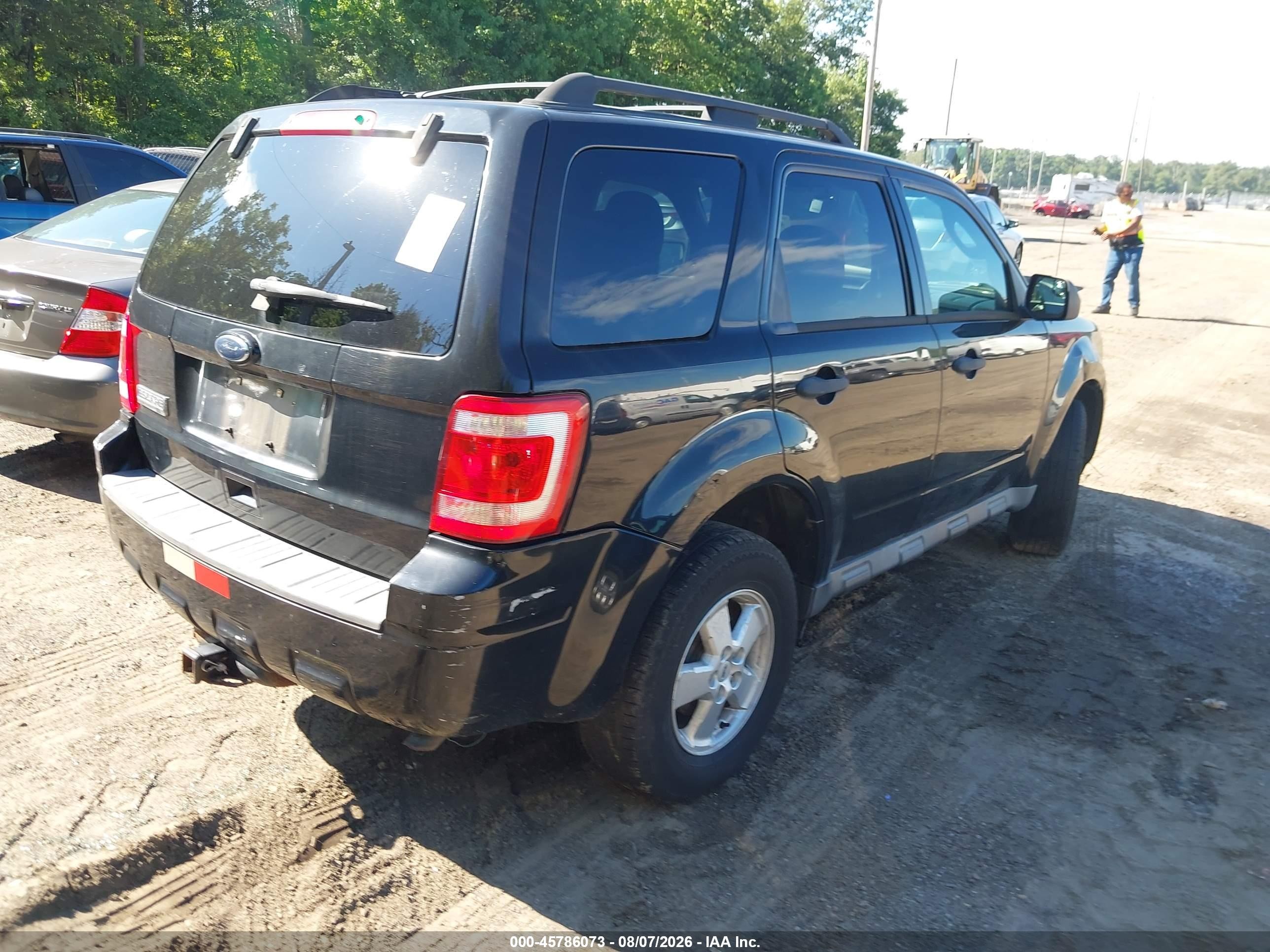 2010 Ford Escape Xlt Черный vin: 1FMCU0D76AKB19245