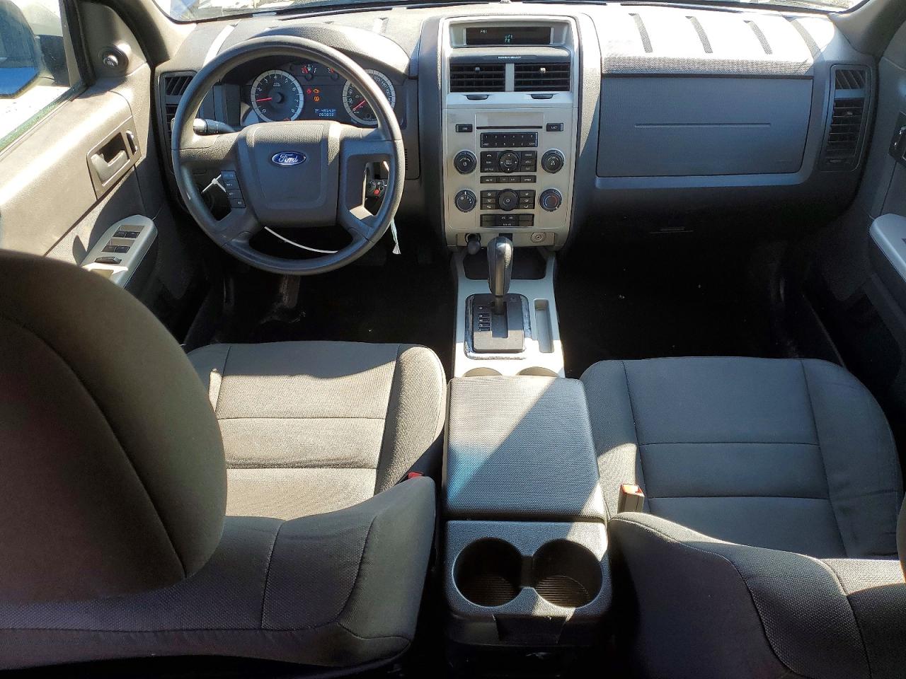 2010 Ford Escape Xlt Blue vin: 1FMCU0D76AKC56105