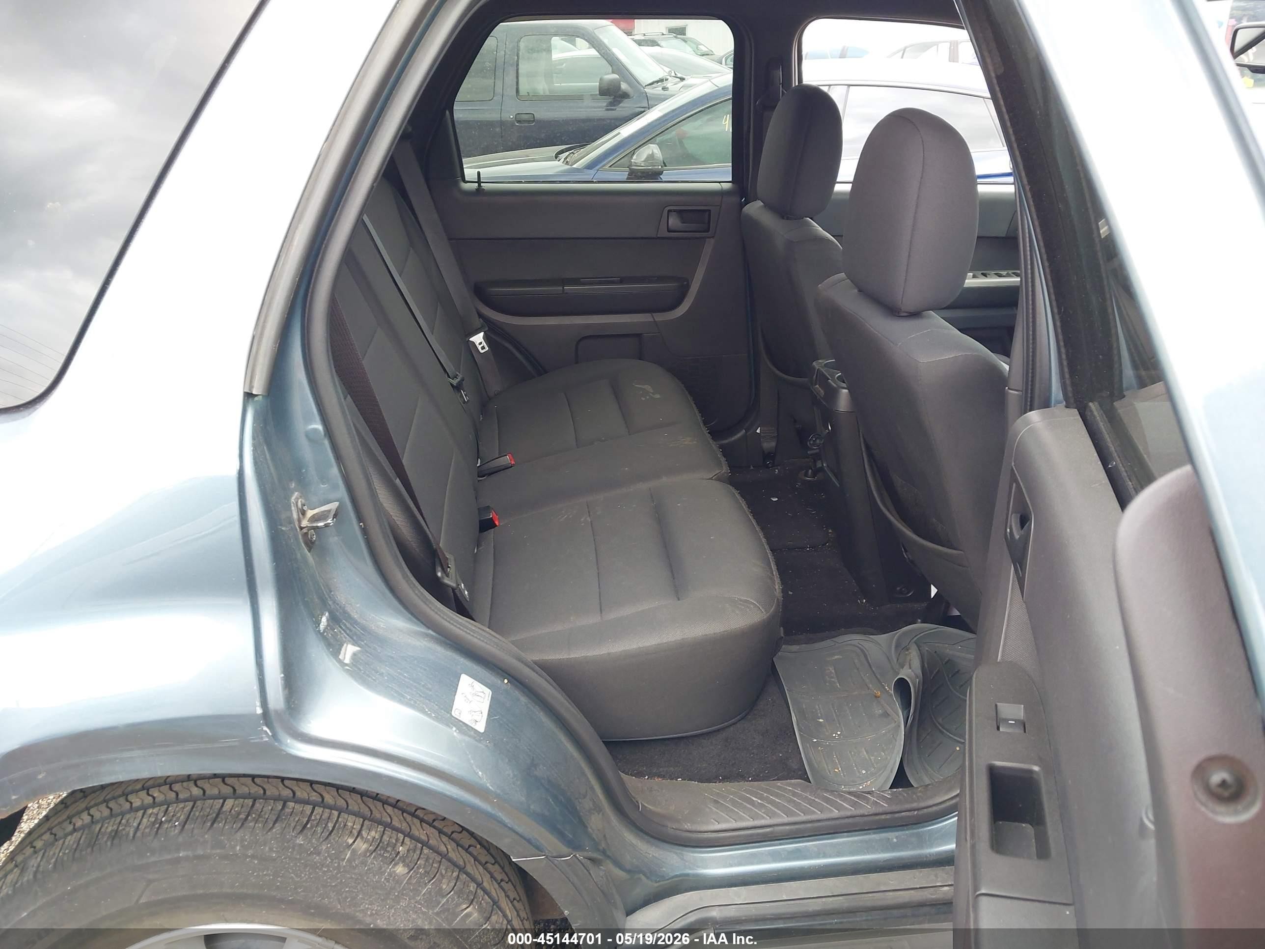 2011 Ford Escape Xlt Blue vin: 1FMCU0D76BKA05098