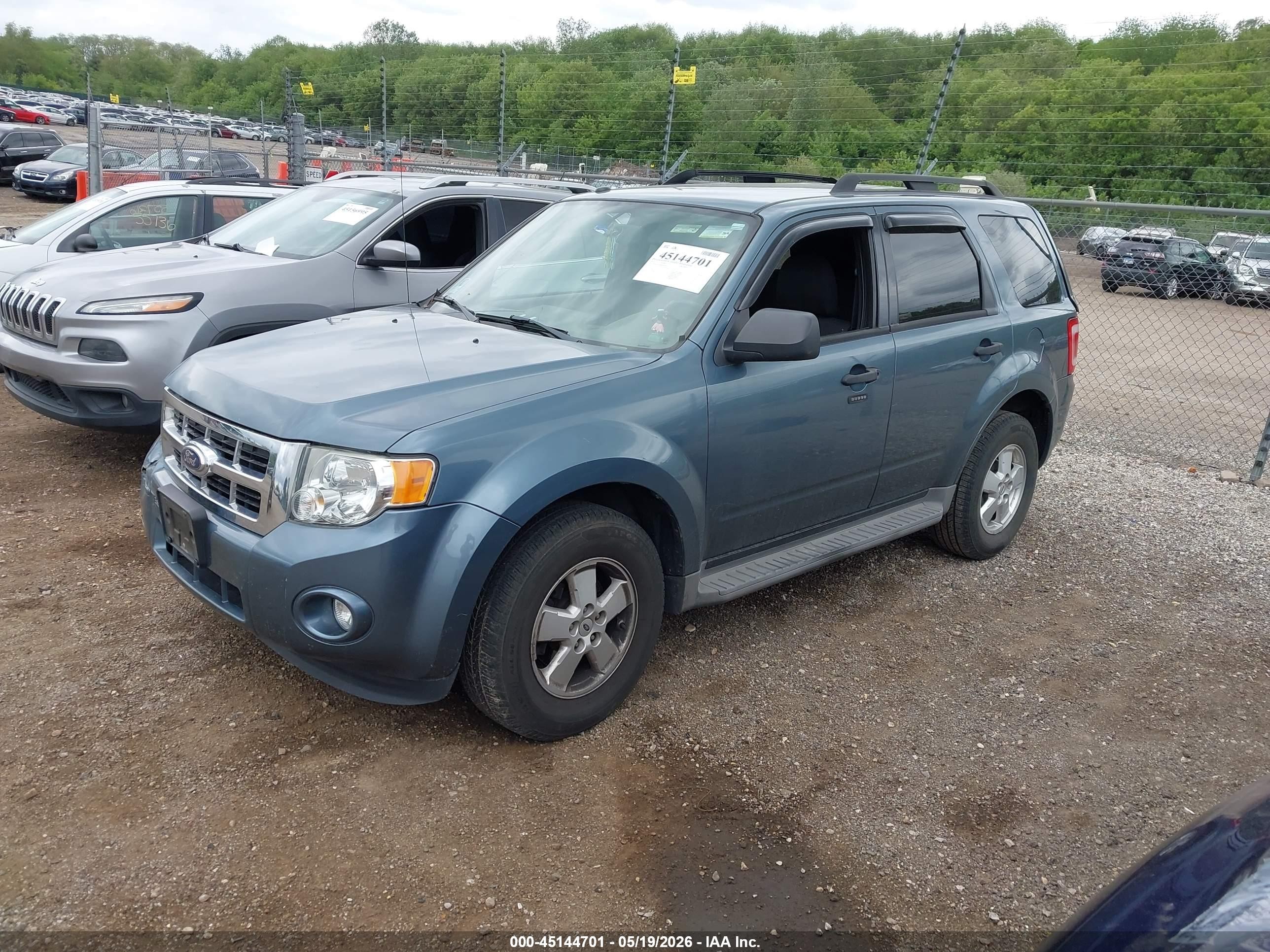 2011 Ford Escape Xlt Blue vin: 1FMCU0D76BKA05098