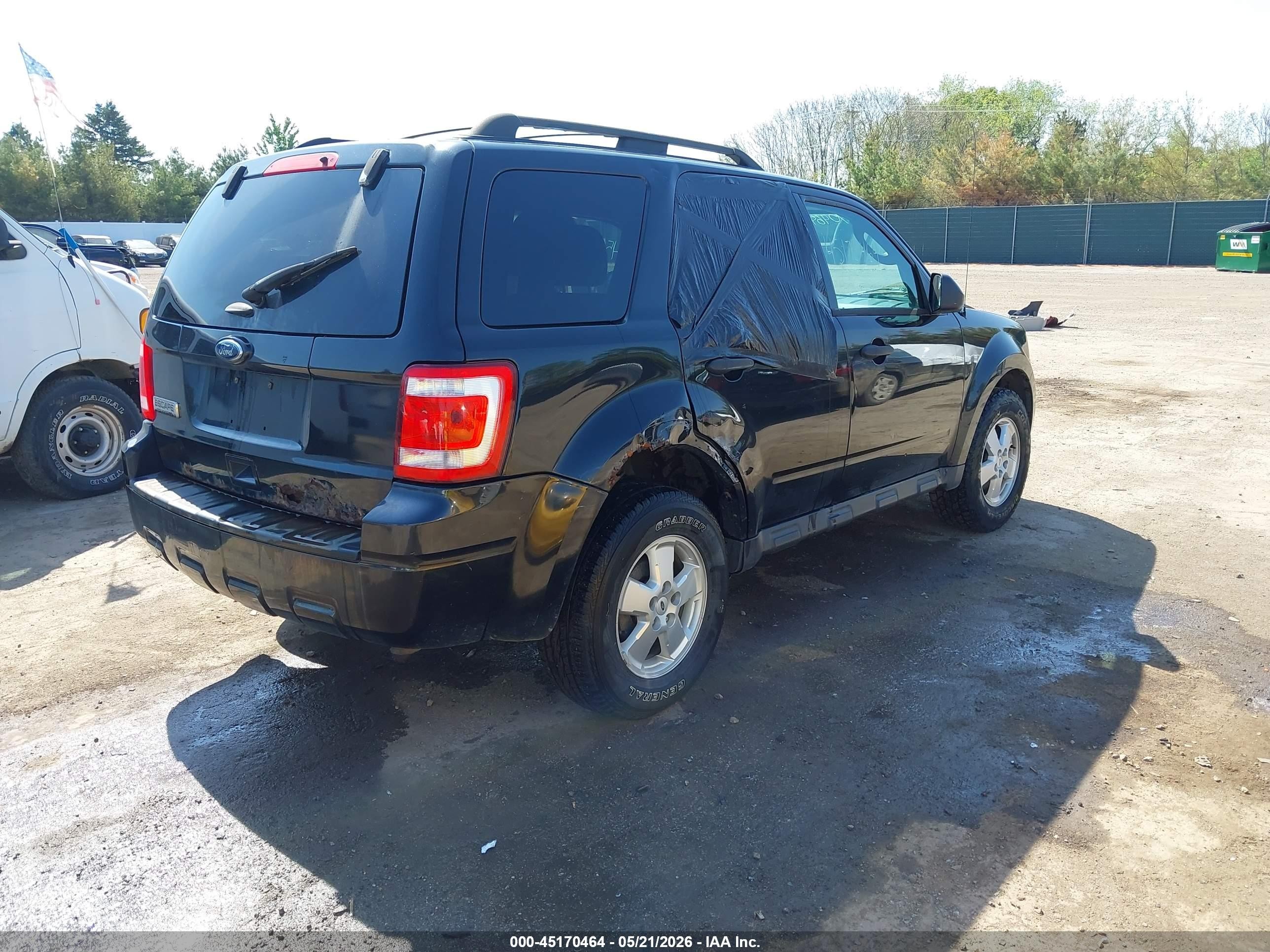 2011 Ford Escape Xlt Black vin: 1FMCU0D76BKC30962