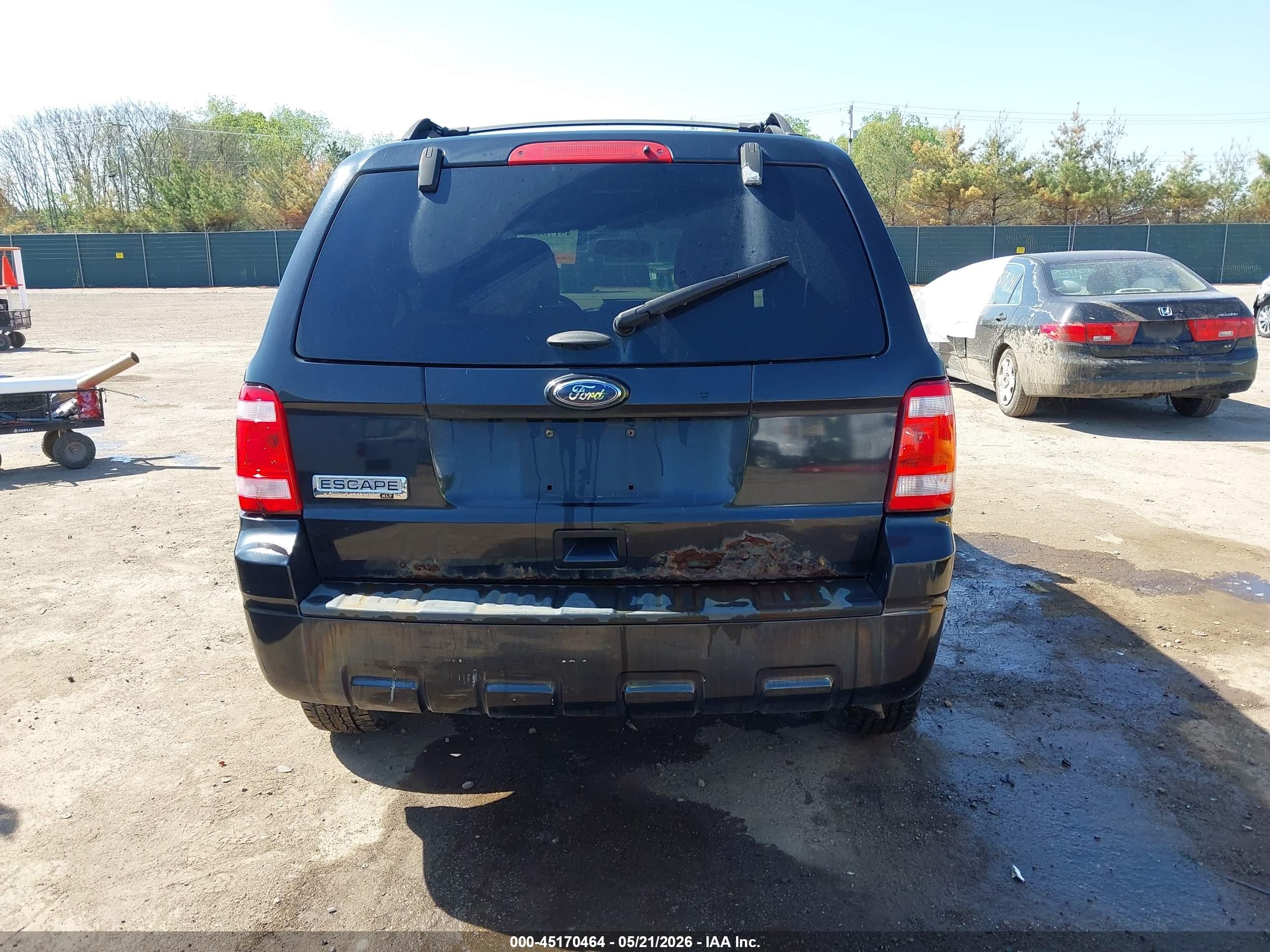 2011 Ford Escape Xlt Black vin: 1FMCU0D76BKC30962