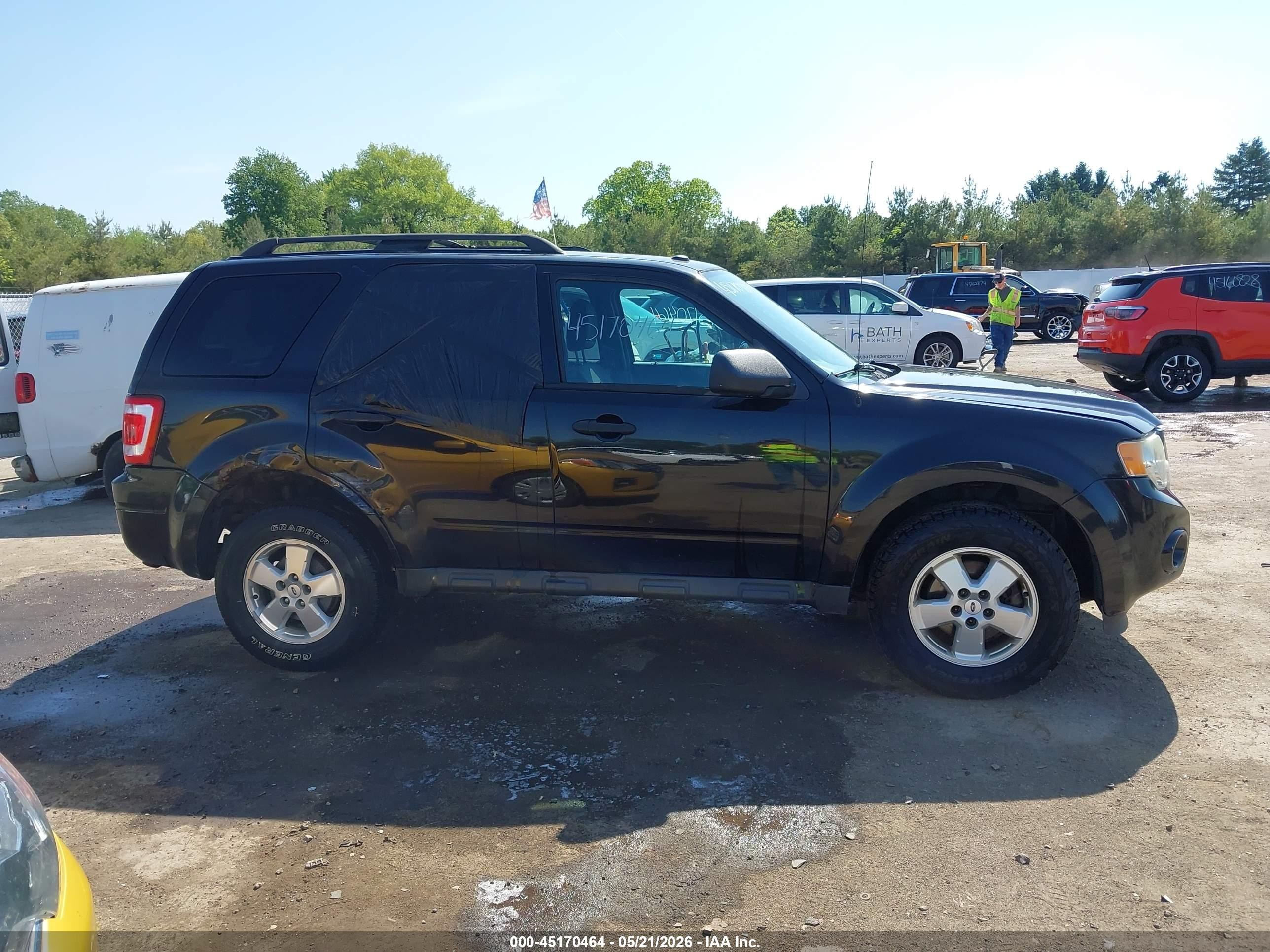 2011 Ford Escape Xlt Black vin: 1FMCU0D76BKC30962