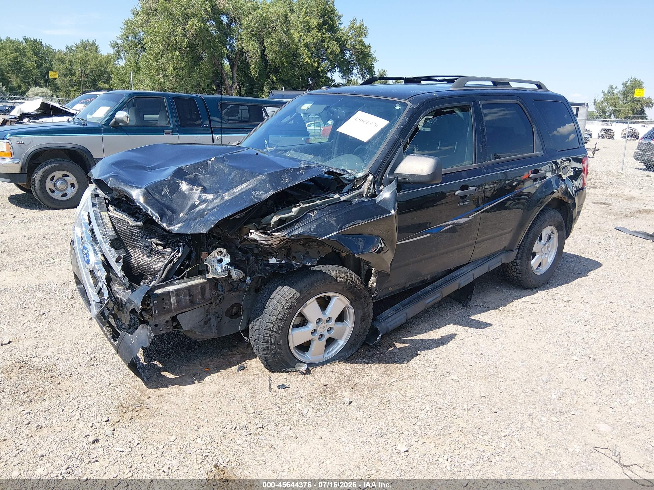 2011 Ford Escape Xlt Automatic Black vin: 1FMCU0D76BKC34106