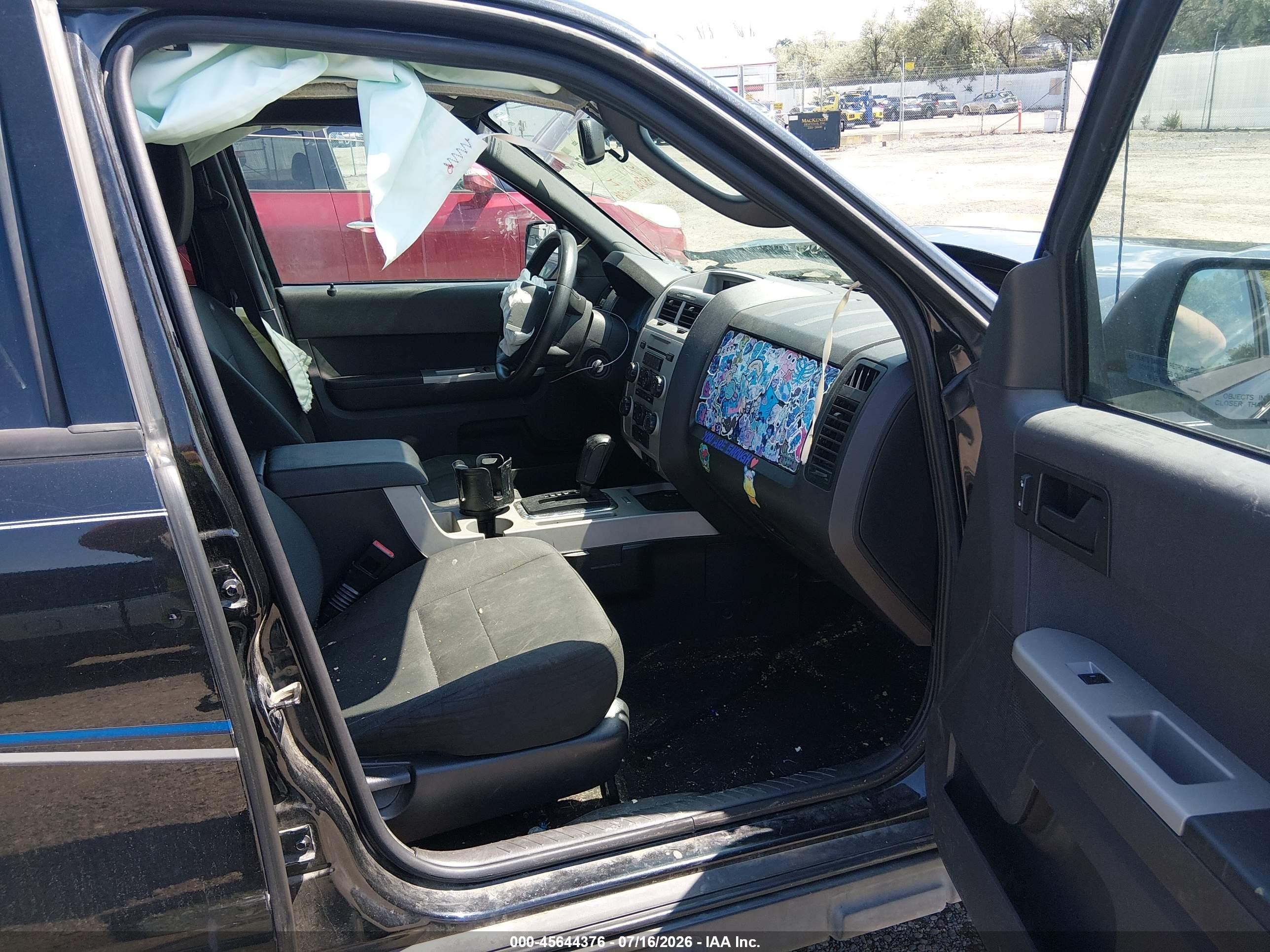 2011 Ford Escape Xlt Automatic Black vin: 1FMCU0D76BKC34106