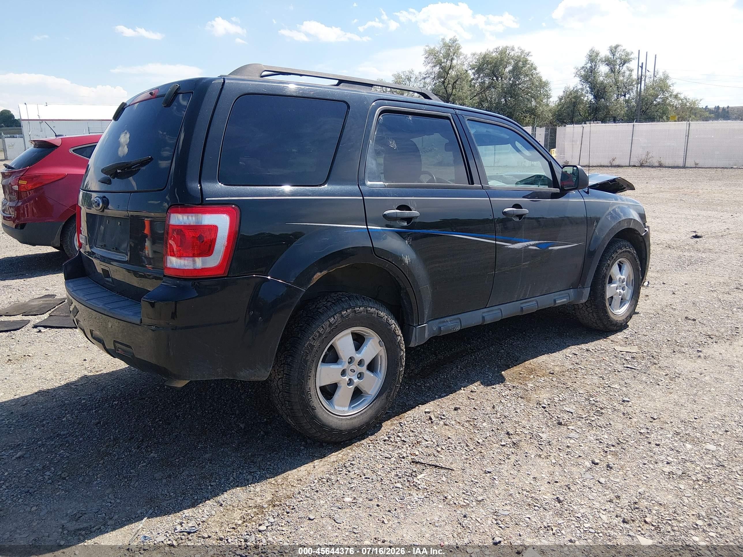 2011 Ford Escape Xlt Automatic Black vin: 1FMCU0D76BKC34106