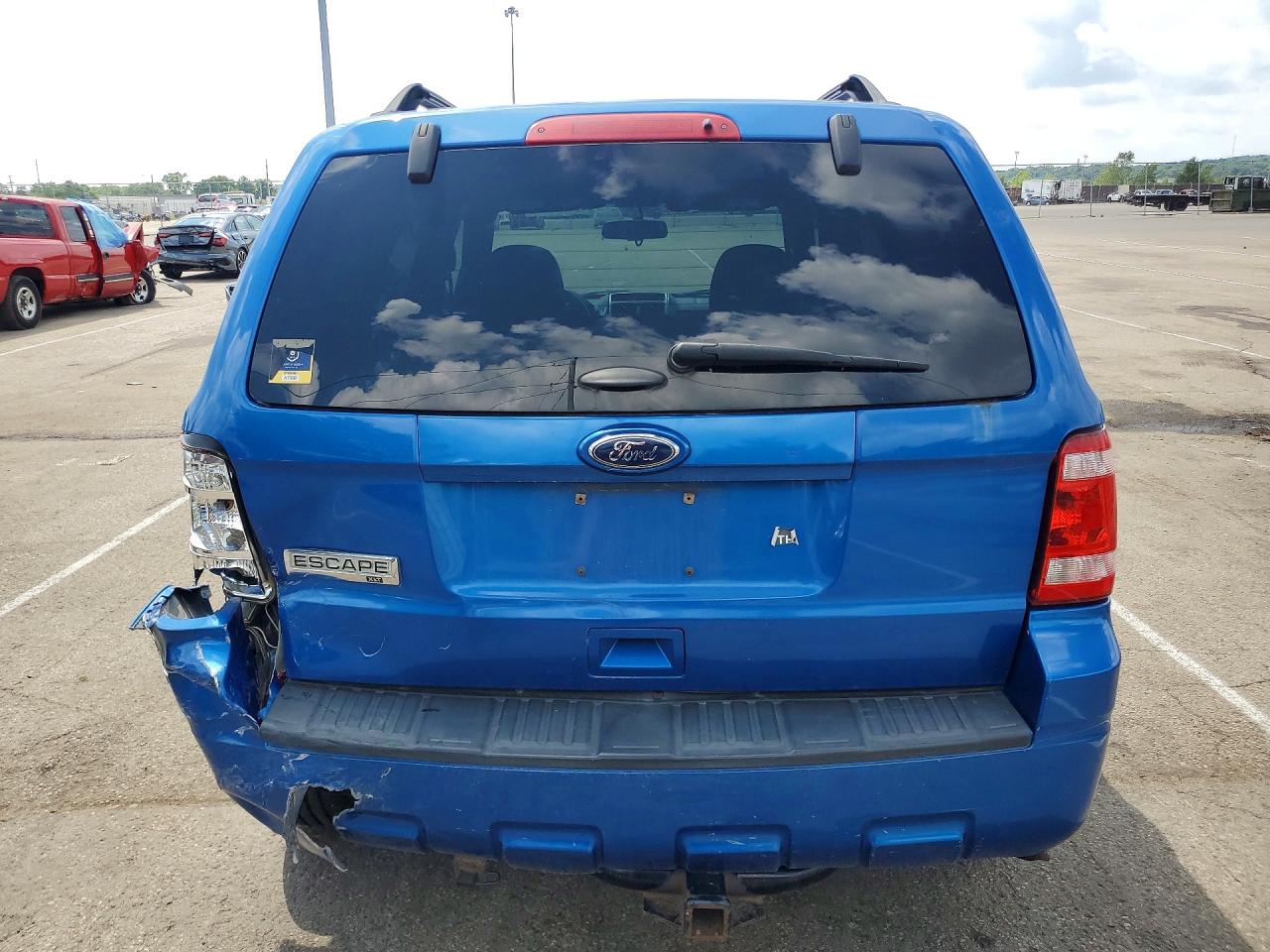 2011 Ford Escape Xlt Blue vin: 1FMCU0D76BKC61659