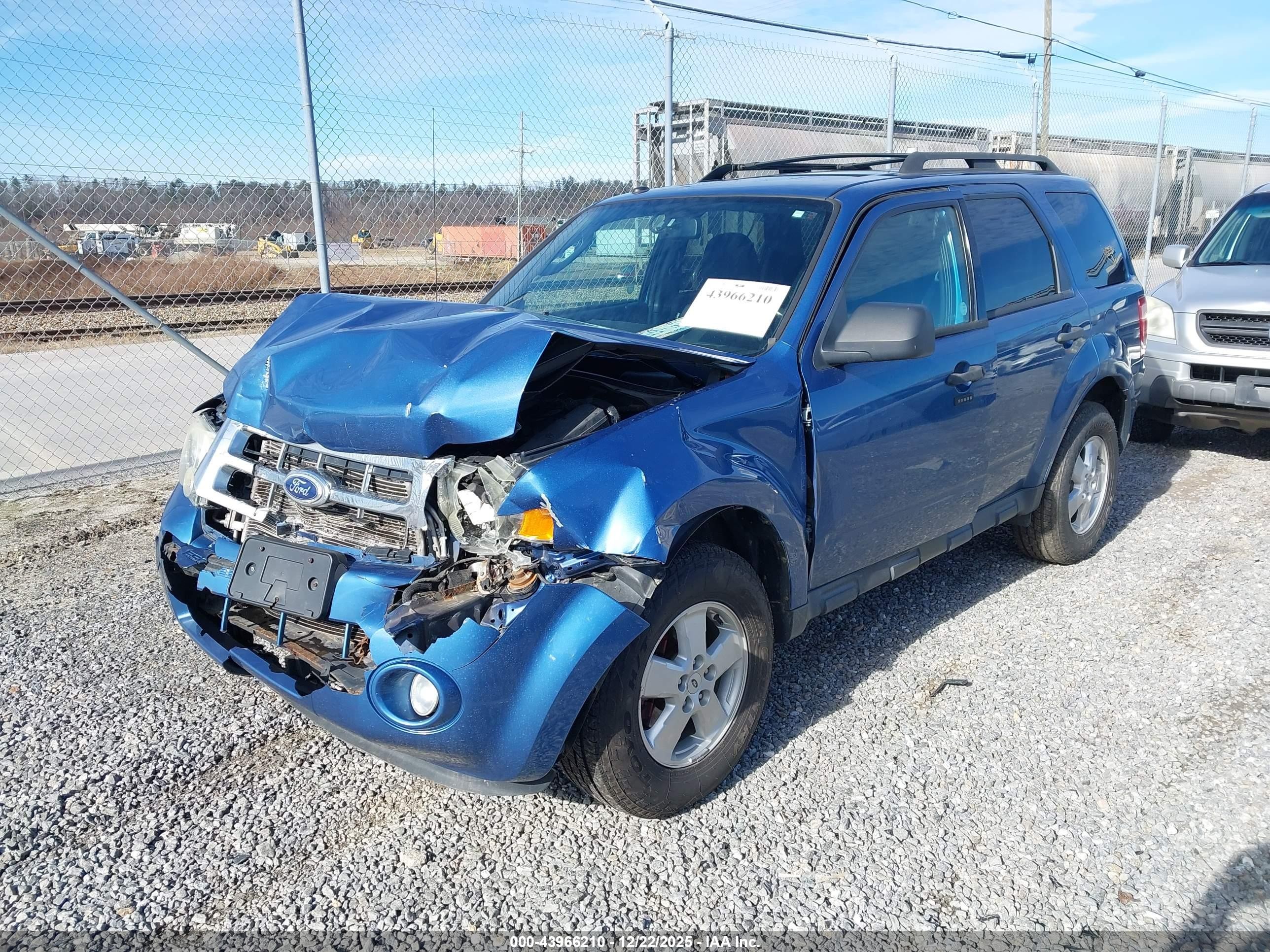 2010 Ford Escape Xlt Синий vin: 1FMCU0D77AKA72663