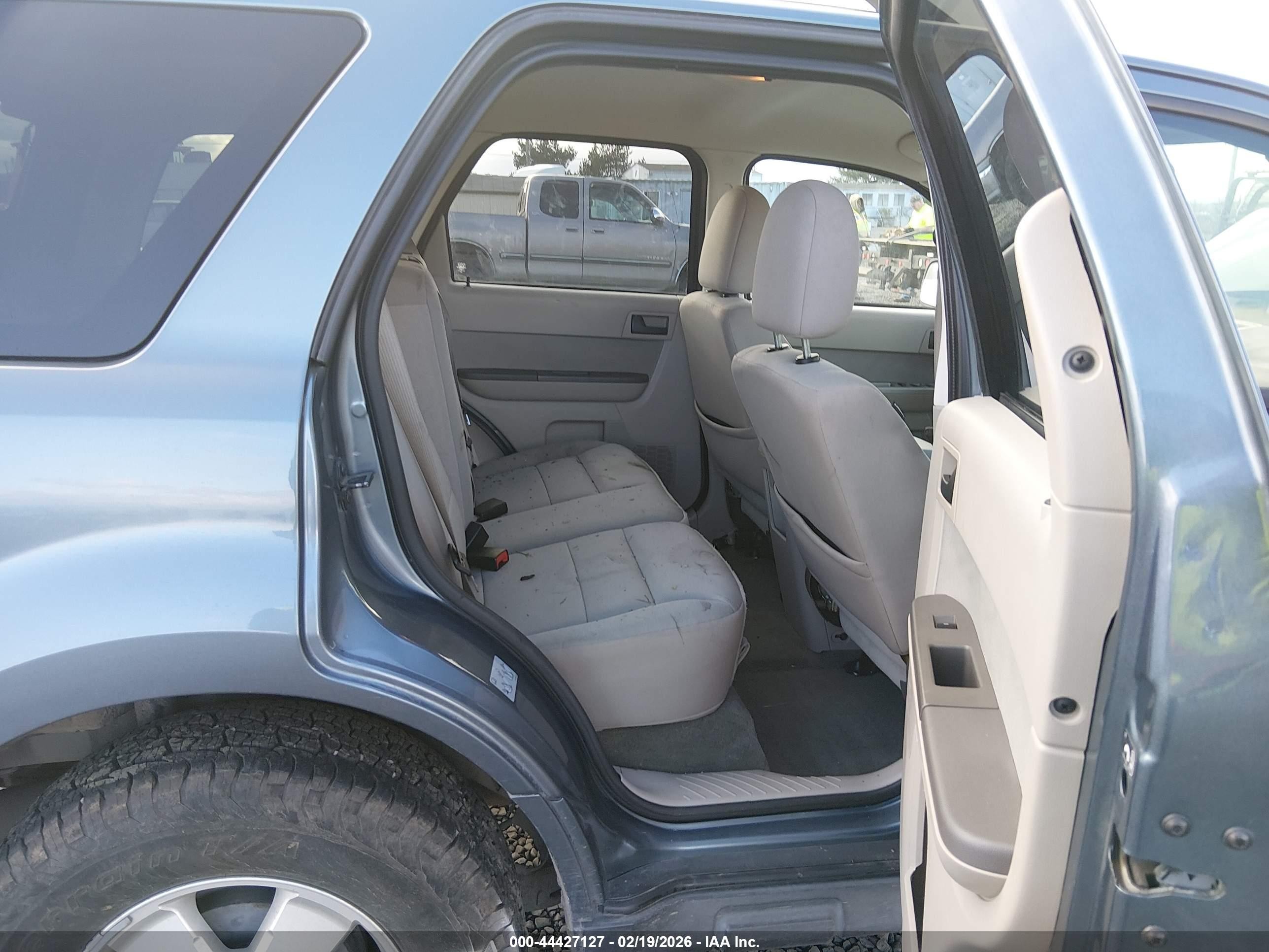 2010 Ford Escape Xlt Light Blue vin: 1FMCU0D77AKC29415