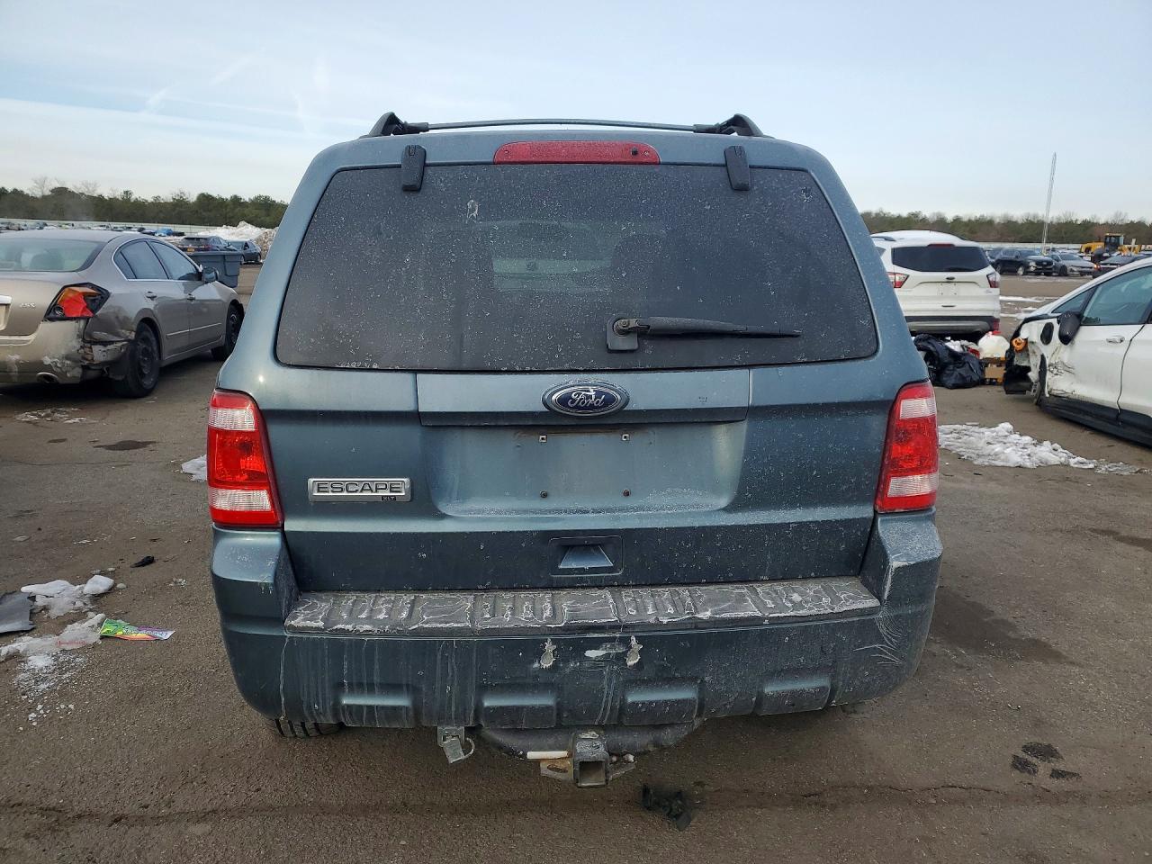 2011 Ford Escape Blue vin: 1FMCU0D77AKC64116