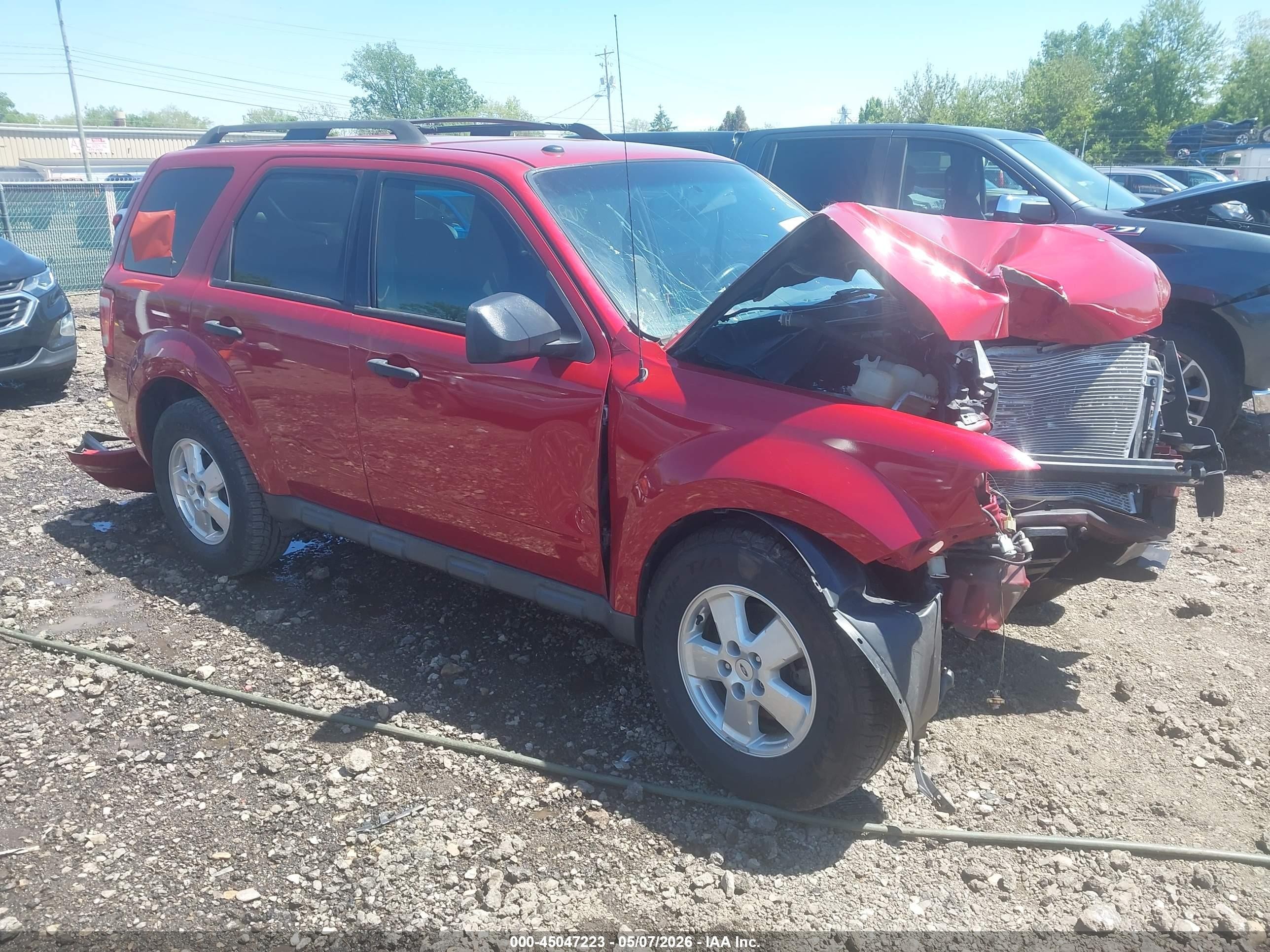 2010 Ford Escape Xlt Maroon vin: 1FMCU0D77AKC87766