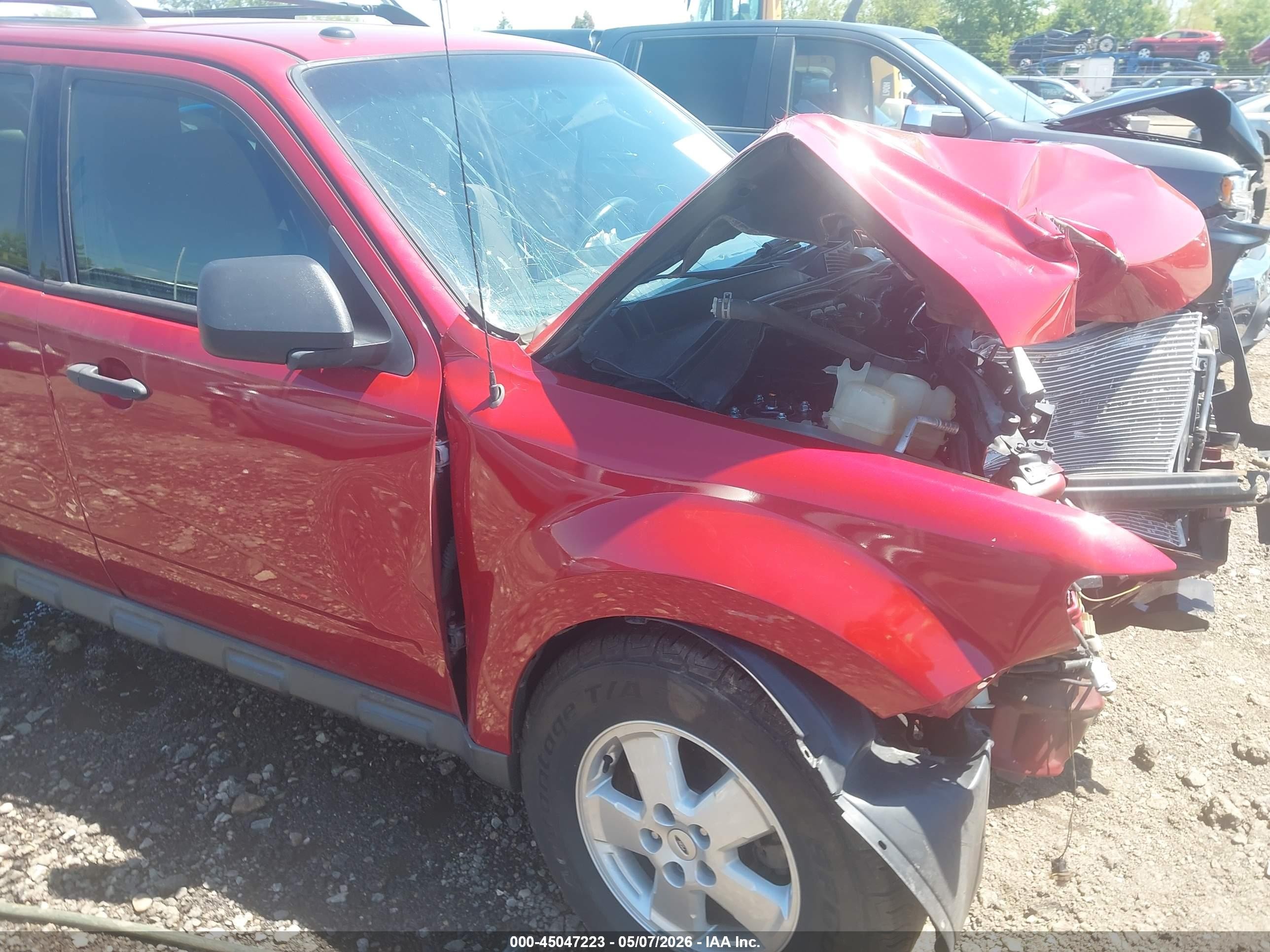 2010 Ford Escape Xlt Темно-бордовый vin: 1FMCU0D77AKC87766