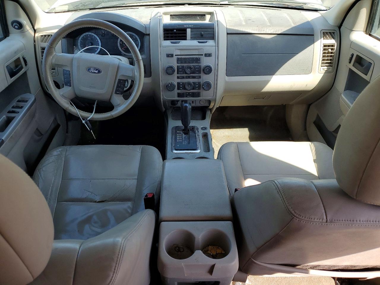 2011 Ford Escape Xlt Silver vin: 1FMCU0D77BKA27787