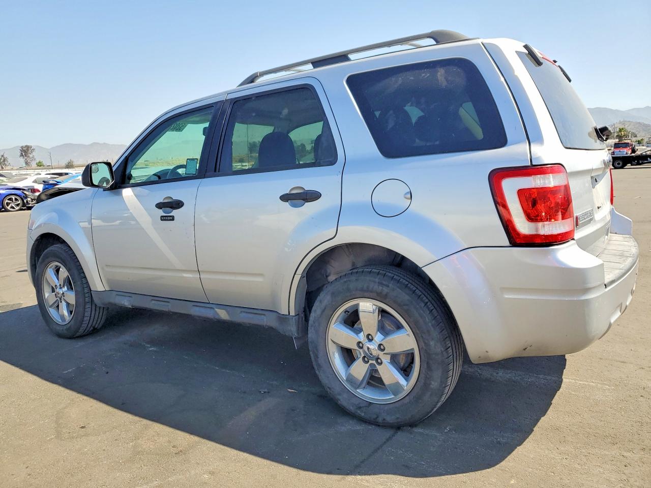 2011 Ford Escape Xlt Silver vin: 1FMCU0D77BKA27787