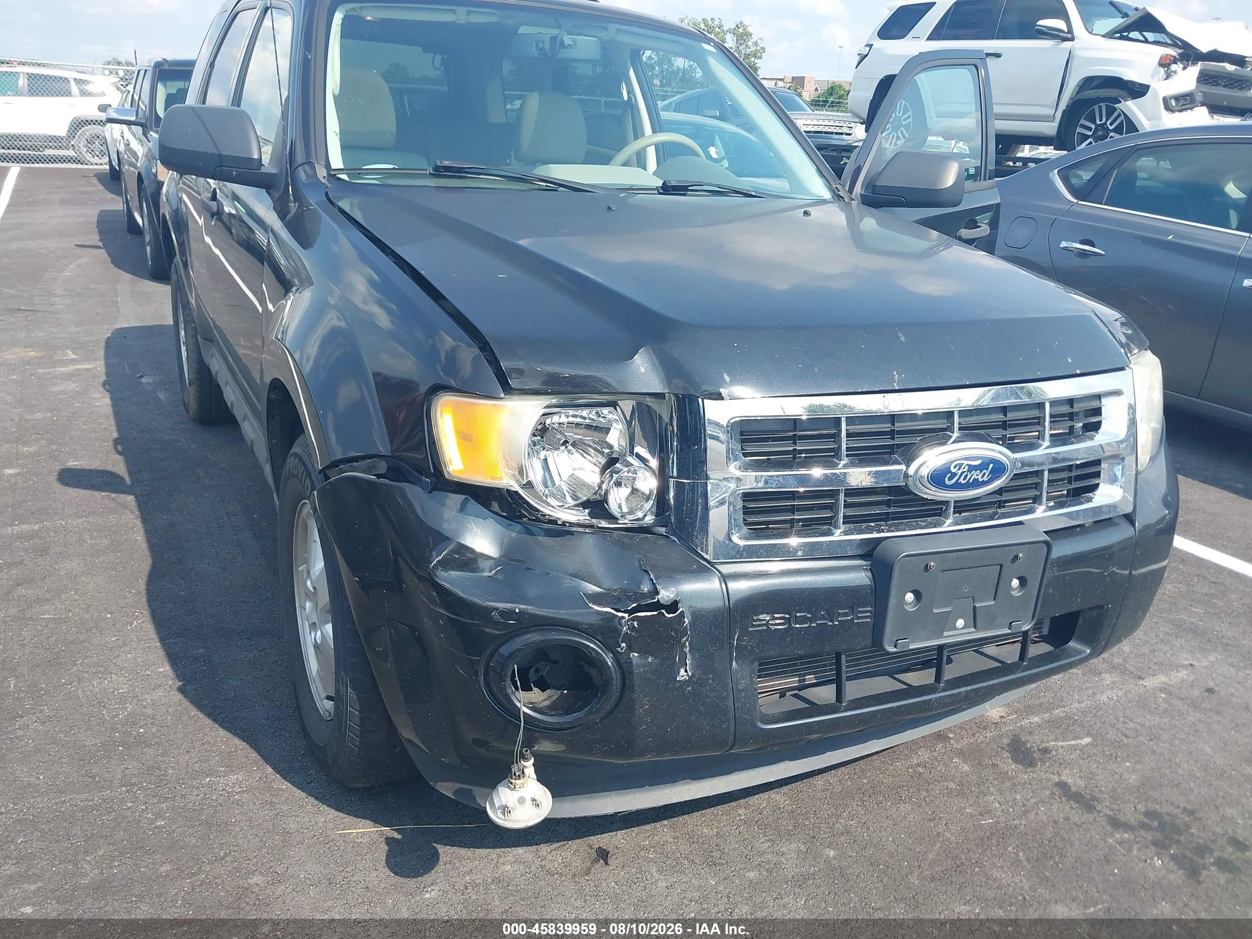 2011 Ford Escape Xlt Black vin: 1FMCU0D77BKA31385