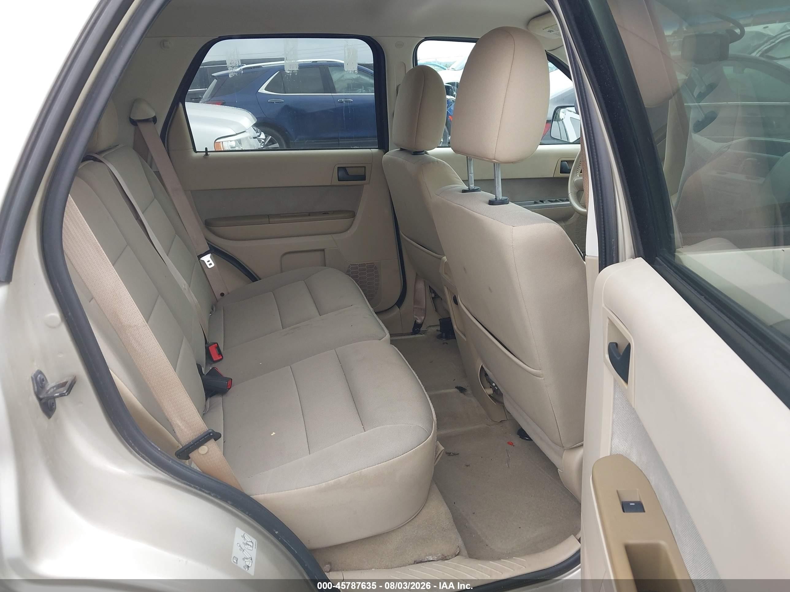 2011 Ford Escape Xlt Tan vin: 1FMCU0D77BKA82904