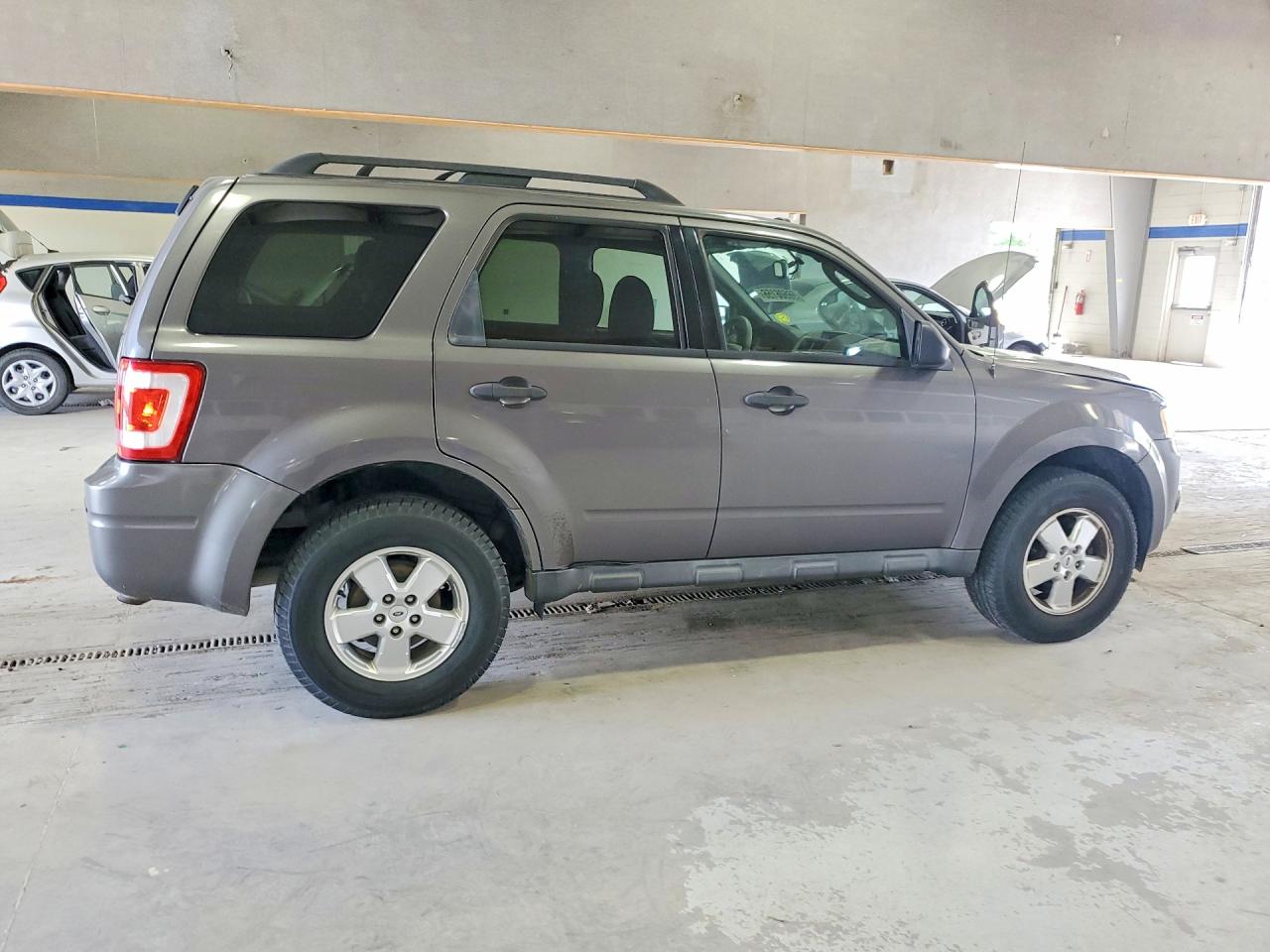 2011 Ford Escape Xlt Gray vin: 1FMCU0D77BKB57990