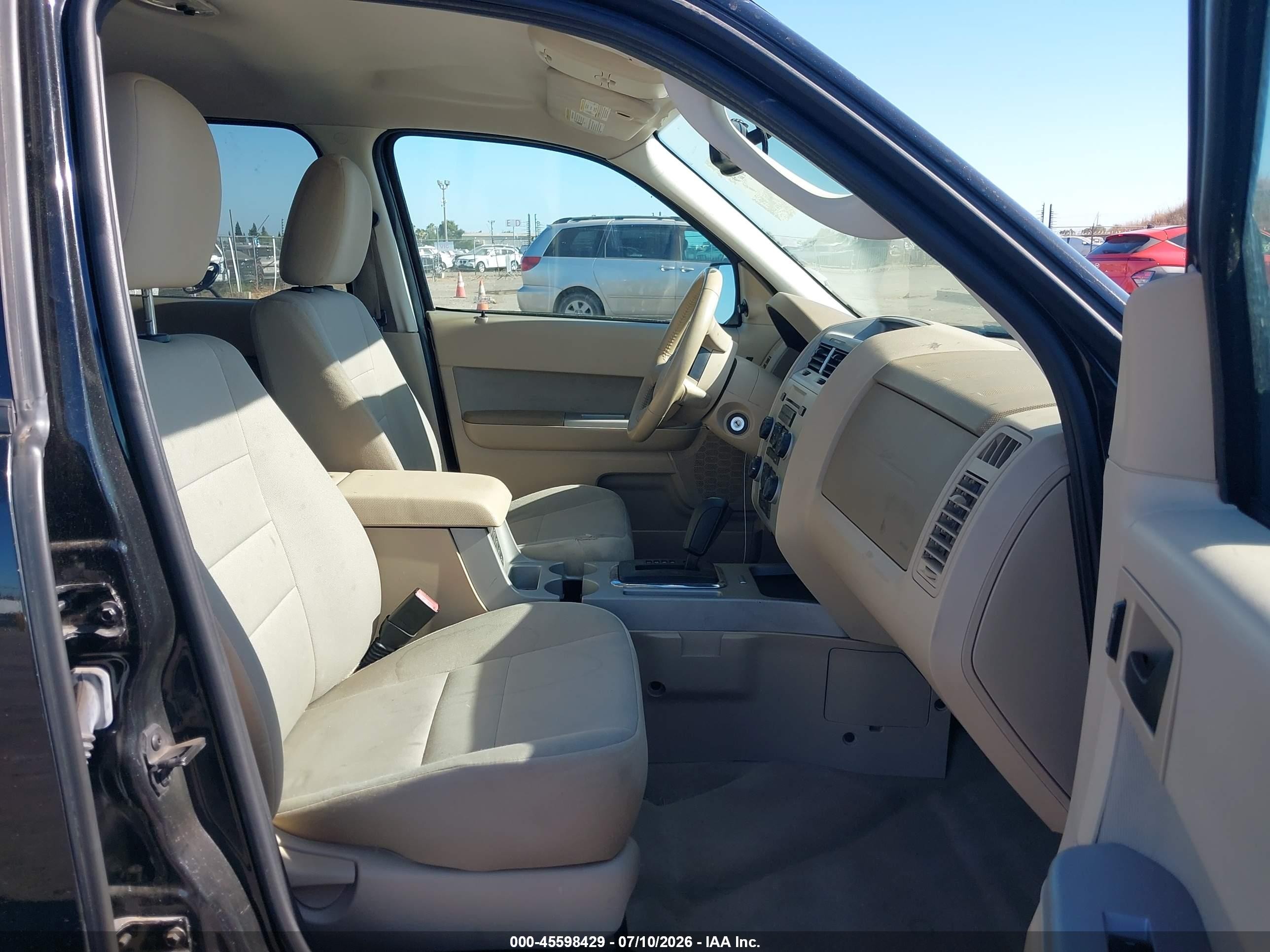 2011 Ford Escape Xlt Black vin: 1FMCU0D77BKB65586