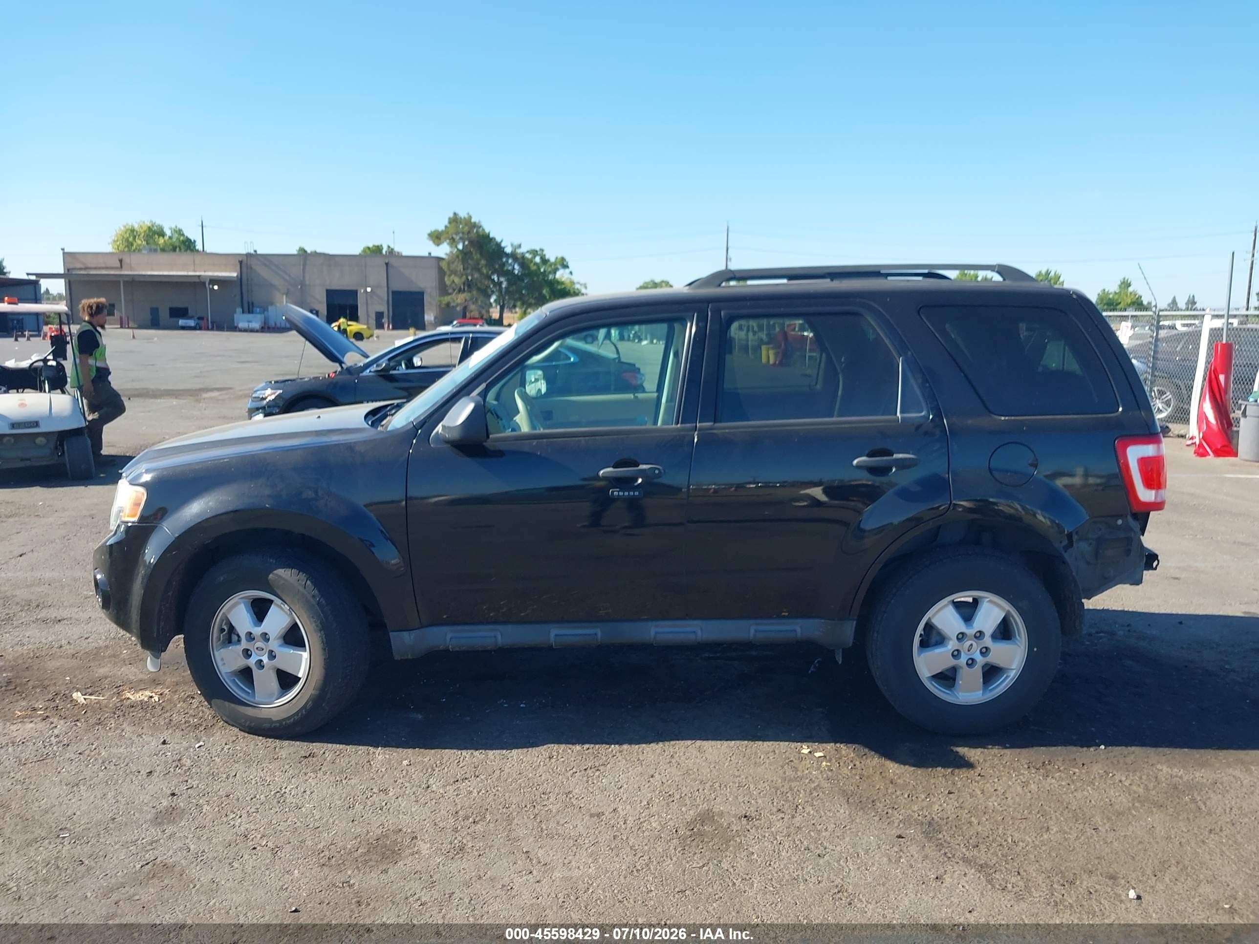 2011 Ford Escape Xlt Black vin: 1FMCU0D77BKB65586
