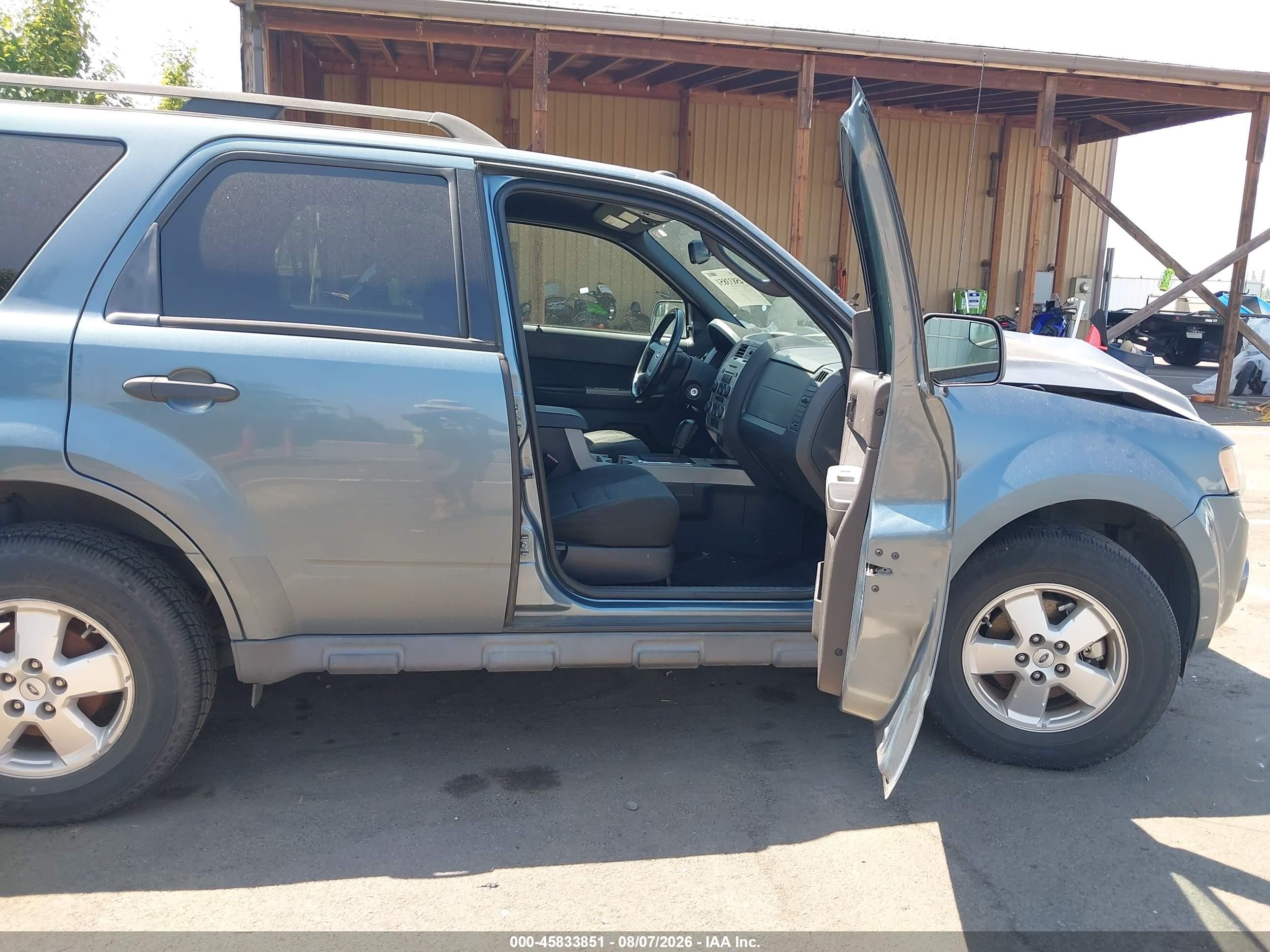 2011 Ford Escape Xlt Blue vin: 1FMCU0D77BKB66866