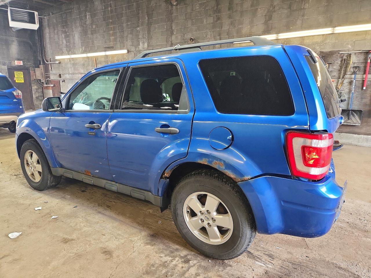 2011 Ford Escape Xlt Синий vin: 1FMCU0D77BKB71291