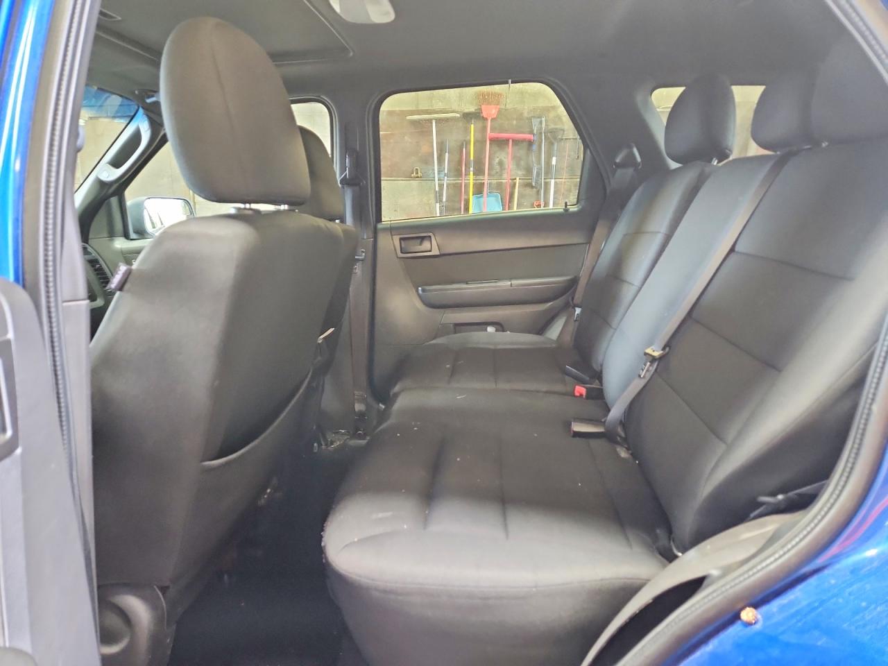2011 Ford Escape Xlt Синий vin: 1FMCU0D77BKB71291