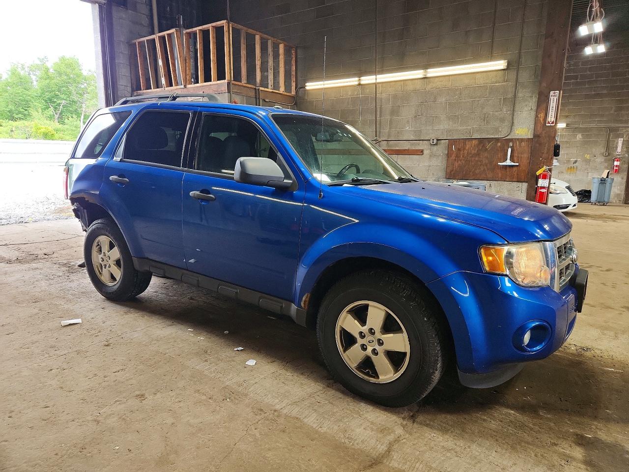 2011 Ford Escape Xlt Синий vin: 1FMCU0D77BKB71291