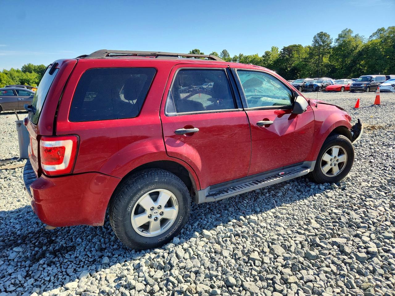 2011 Ford Escape Xlt Red vin: 1FMCU0D77BKB88687