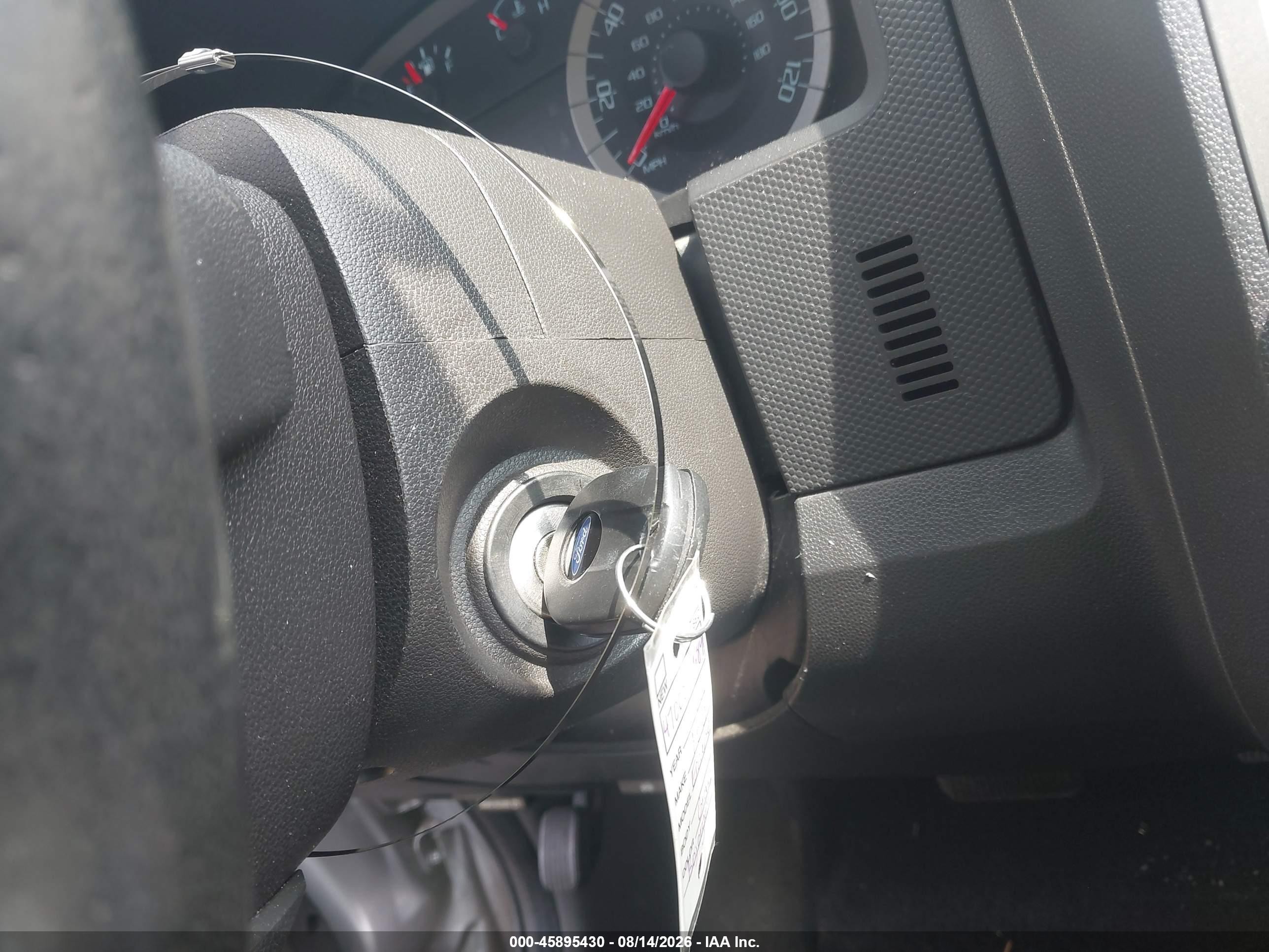 2011 Ford Escape Xlt Серебряный vin: 1FMCU0D77BKC48774