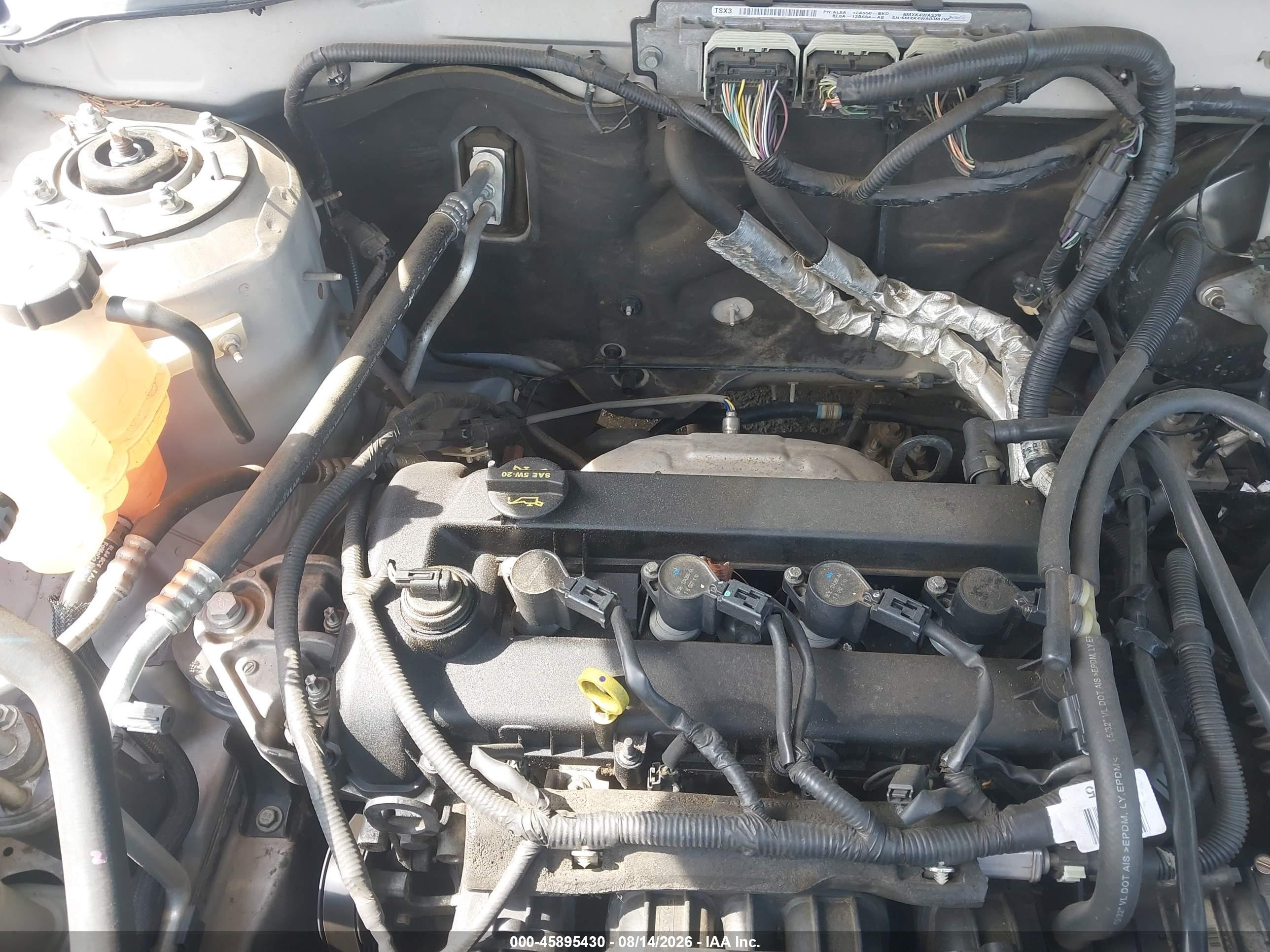 2011 Ford Escape Xlt Серебряный vin: 1FMCU0D77BKC48774