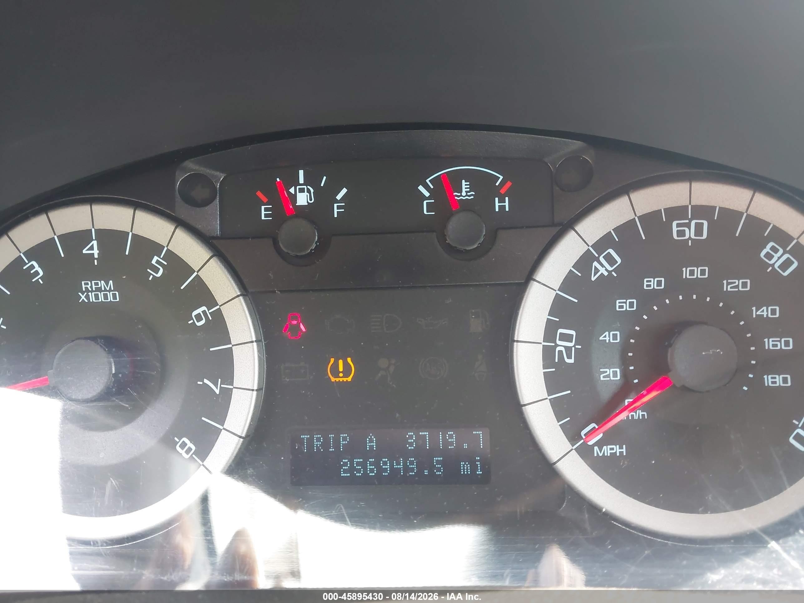 2011 Ford Escape Xlt Серебряный vin: 1FMCU0D77BKC48774