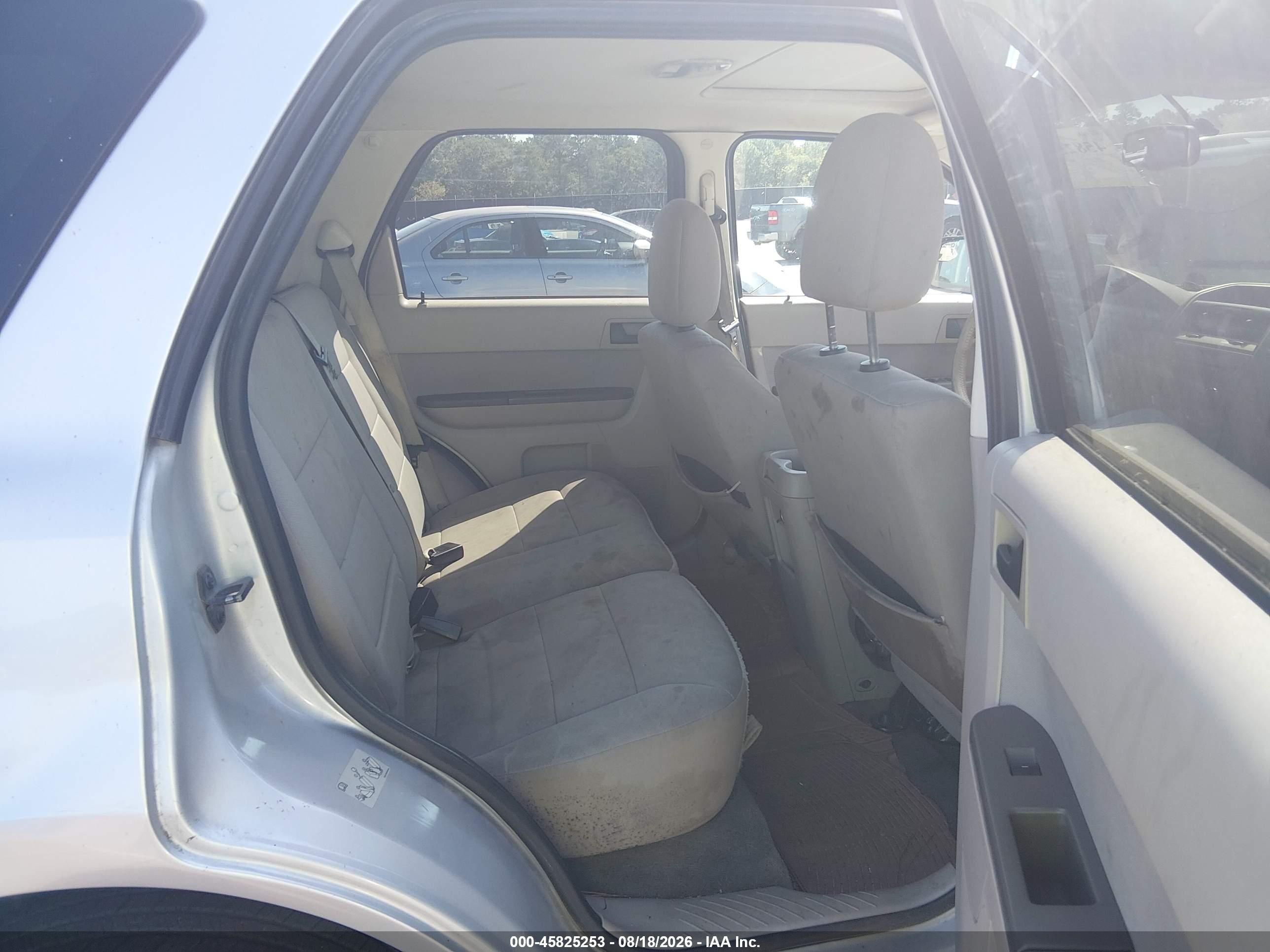 2012 Ford Escape Xlt Серебряный vin: 1FMCU0D77CKA03930