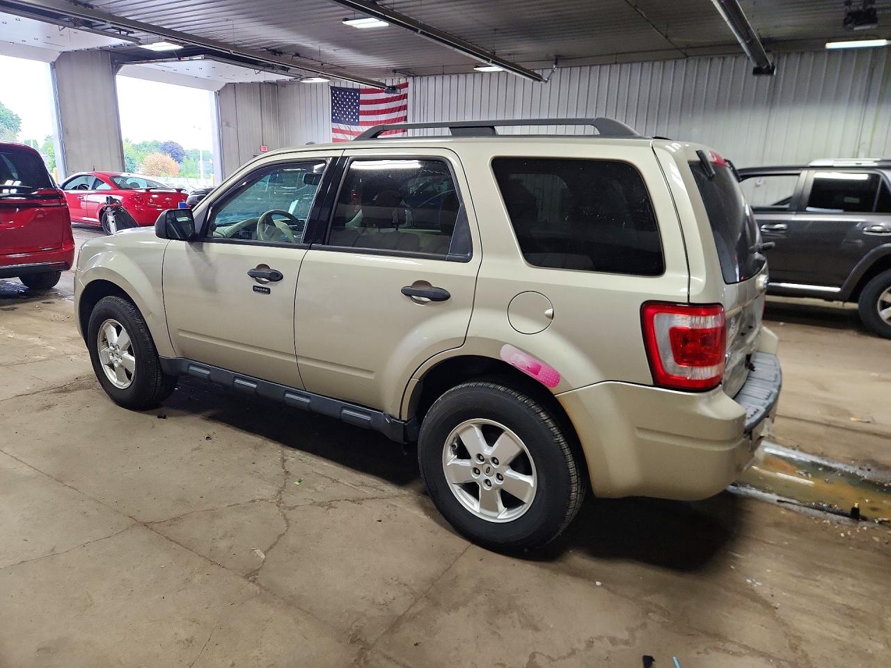 2012 Ford Escape Xlt Tan vin: 1FMCU0D77CKA72388
