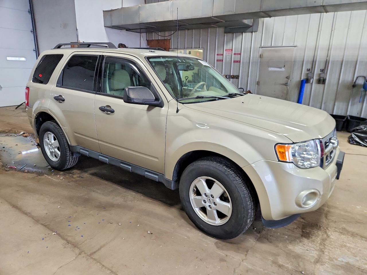 2012 Ford Escape Xlt Tan vin: 1FMCU0D77CKA72388