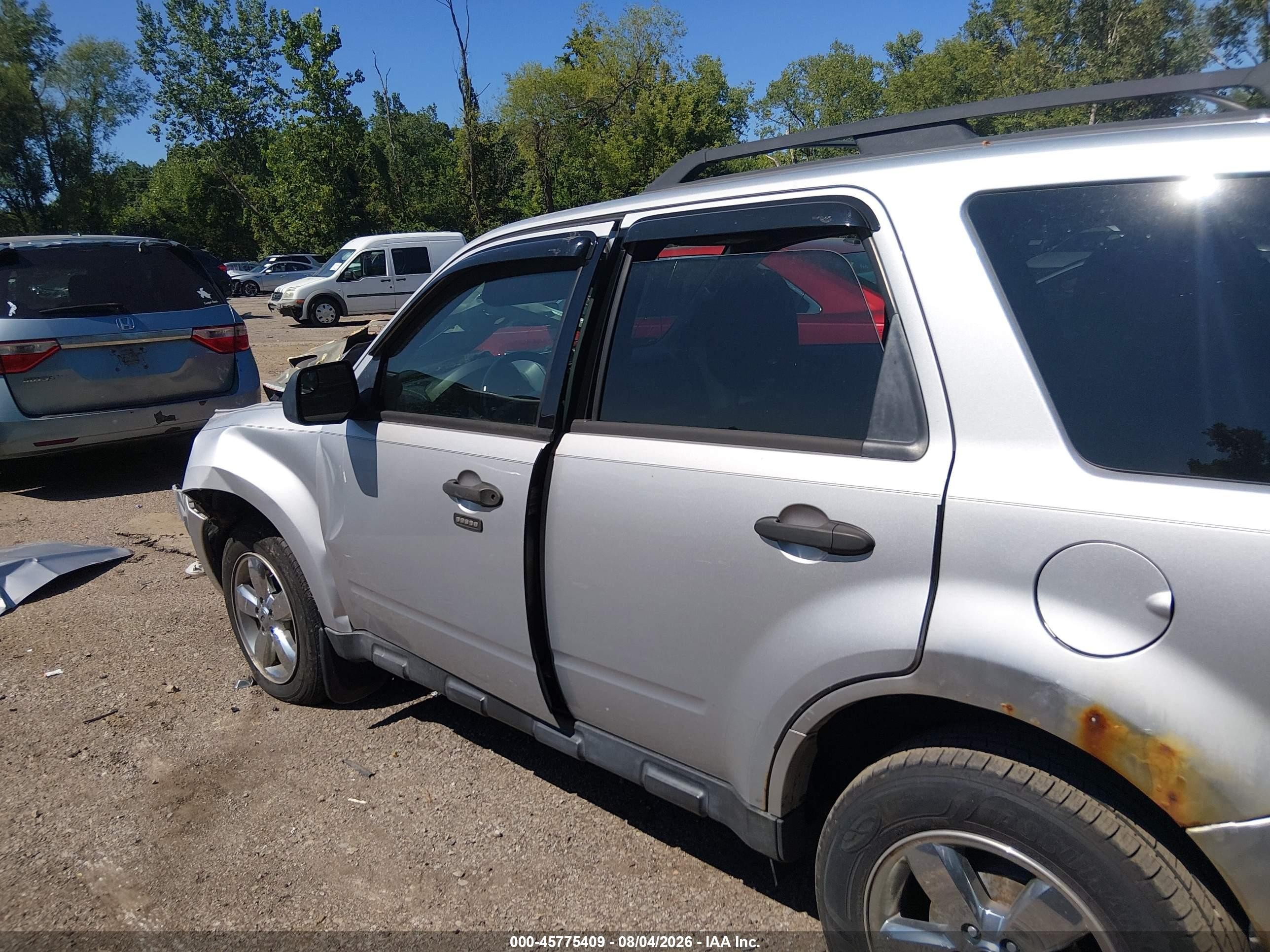 2012 Ford Escape Xlt Silver vin: 1FMCU0D77CKB77819