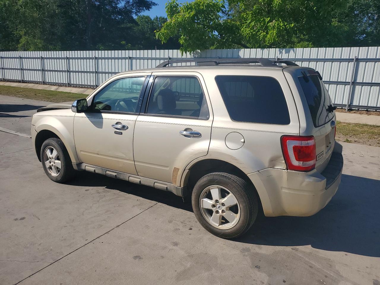 2010 Ford Escape Xlt Кремовый vin: 1FMCU0D78AKC15863