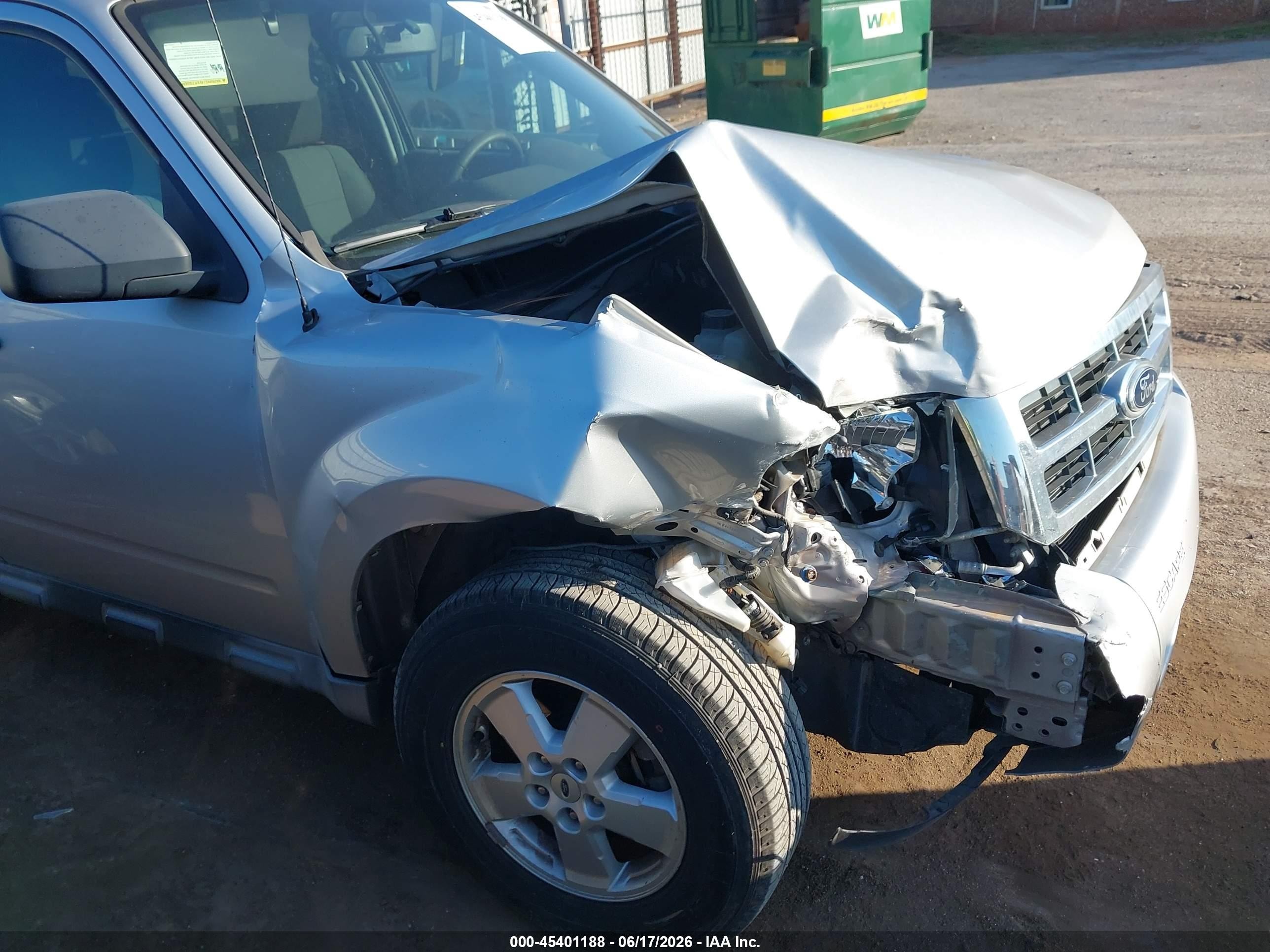 2010 Ford Escape Xlt Silver vin: 1FMCU0D78AKC57949