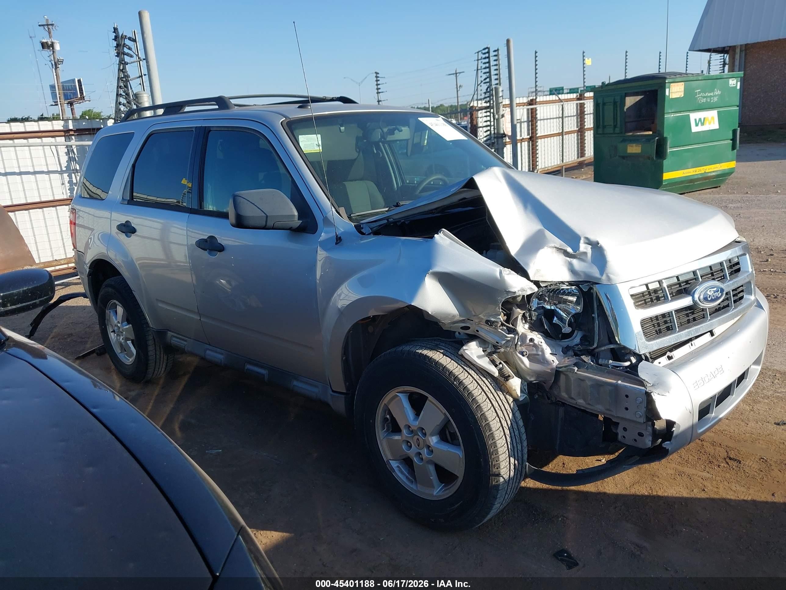 2010 Ford Escape Xlt Silver vin: 1FMCU0D78AKC57949