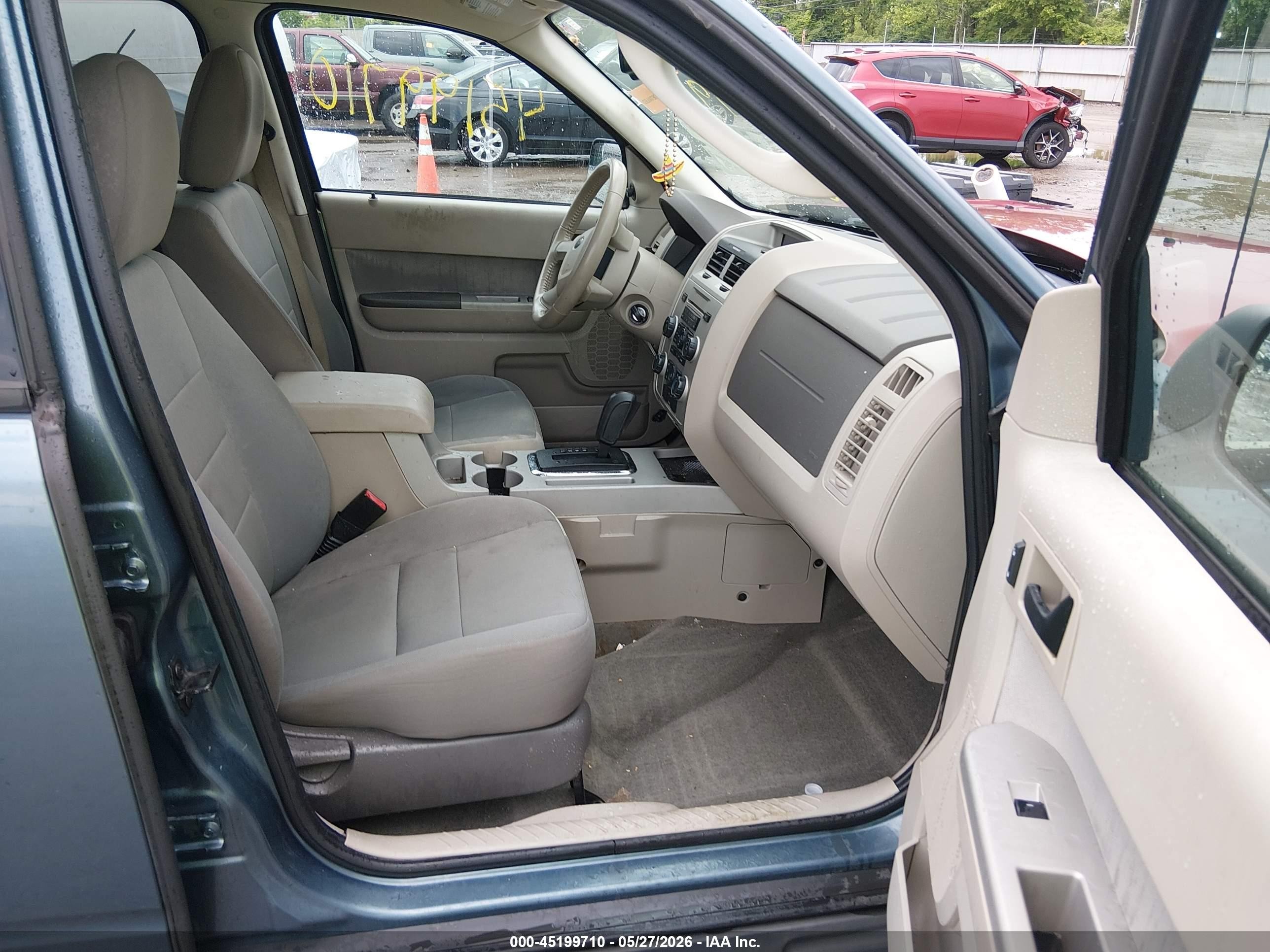 2010 Ford Escape Xlt Blue vin: 1FMCU0D78AKC64609