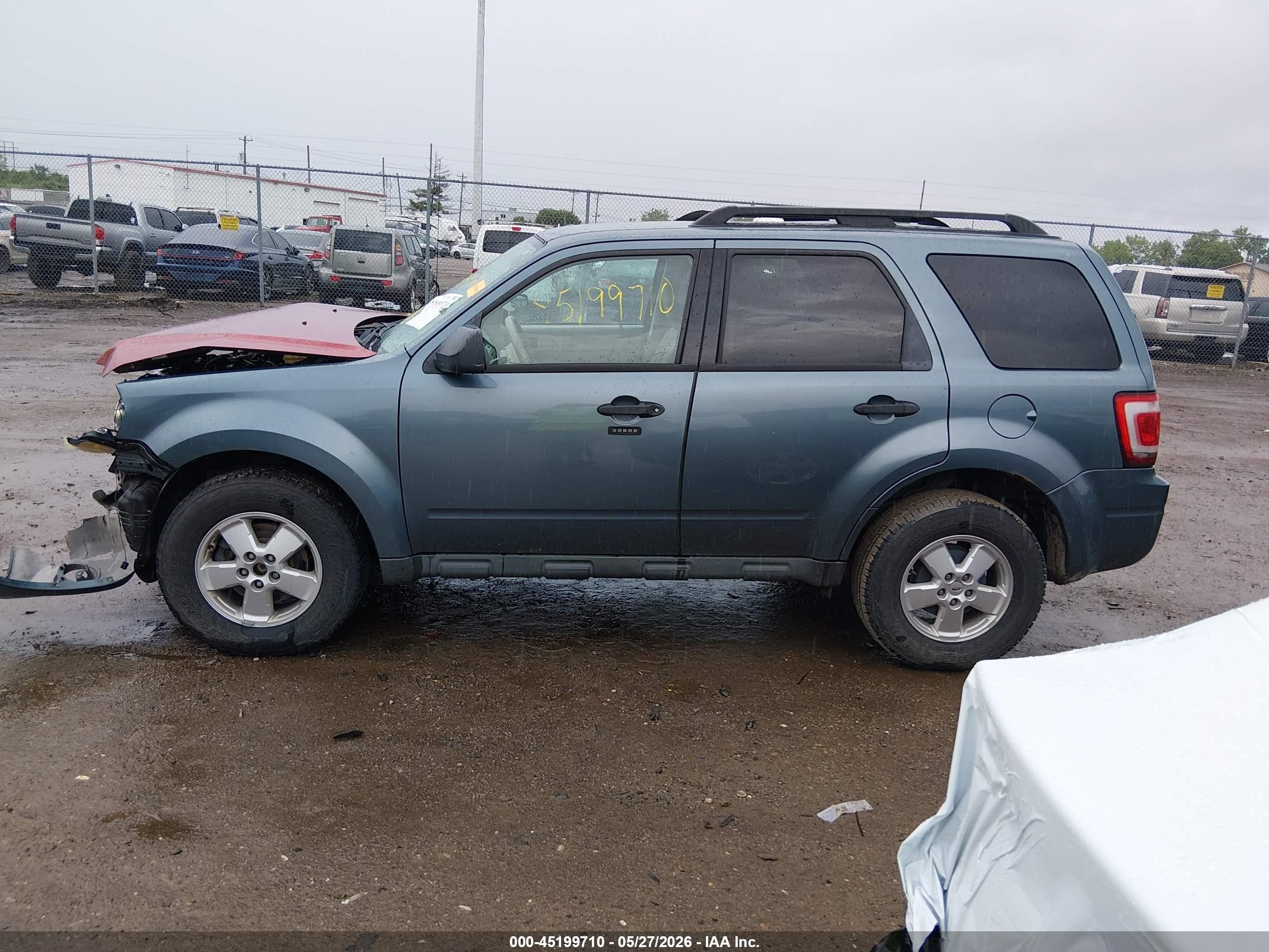 2010 Ford Escape Xlt Blue vin: 1FMCU0D78AKC64609