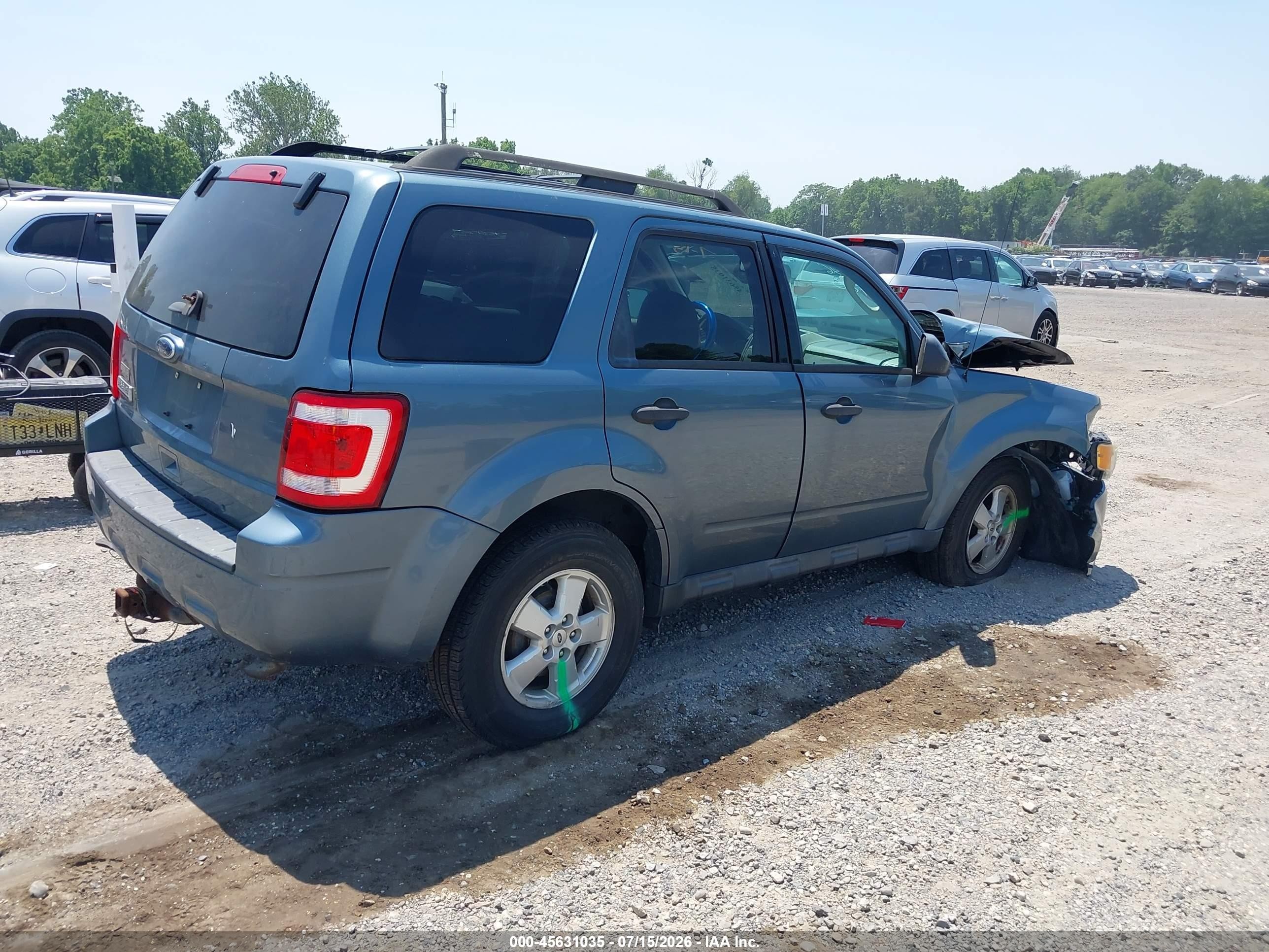 2010 Ford Escape Xlt Синий vin: 1FMCU0D78AKC82124