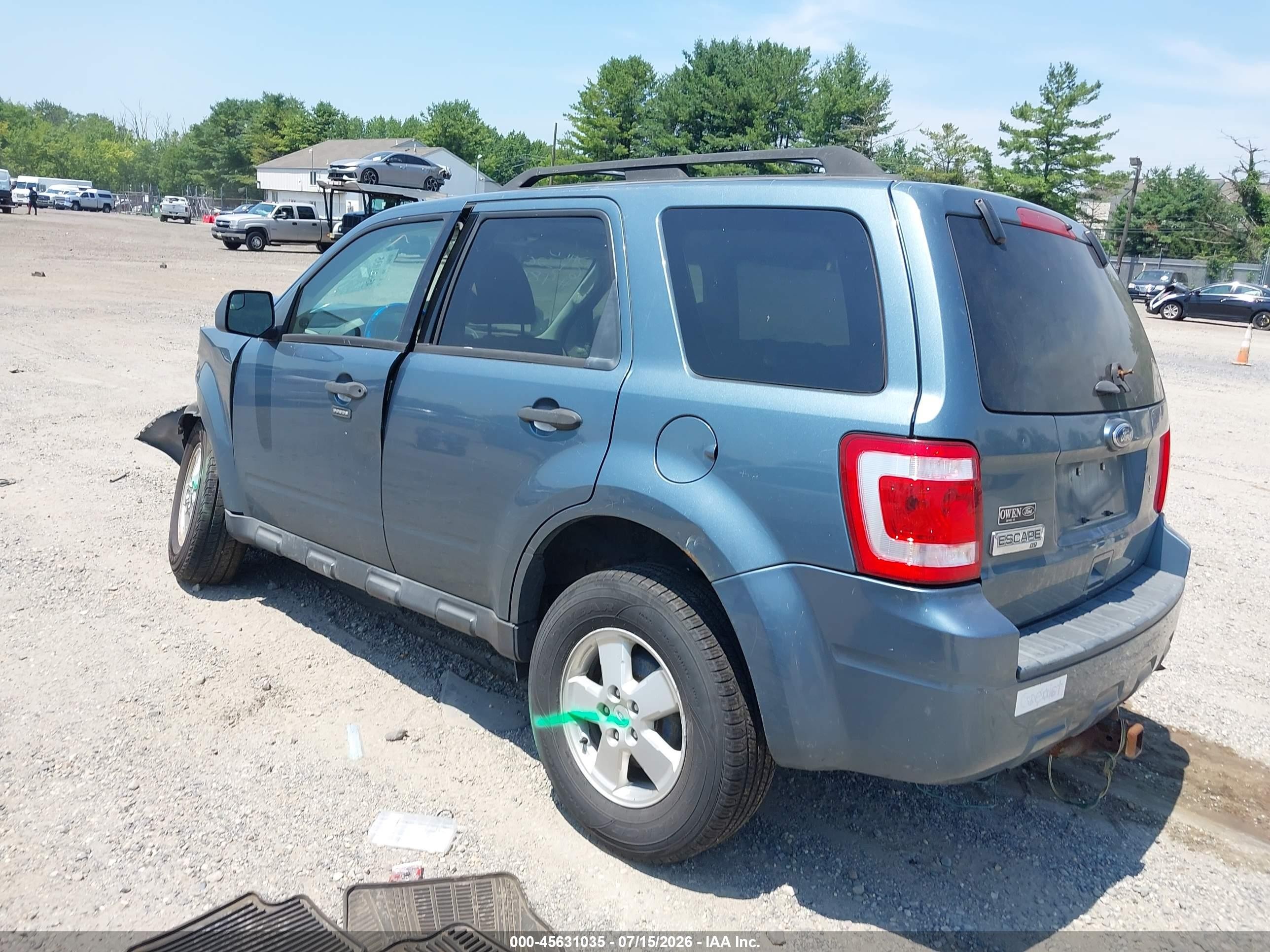 2010 Ford Escape Xlt Синий vin: 1FMCU0D78AKC82124